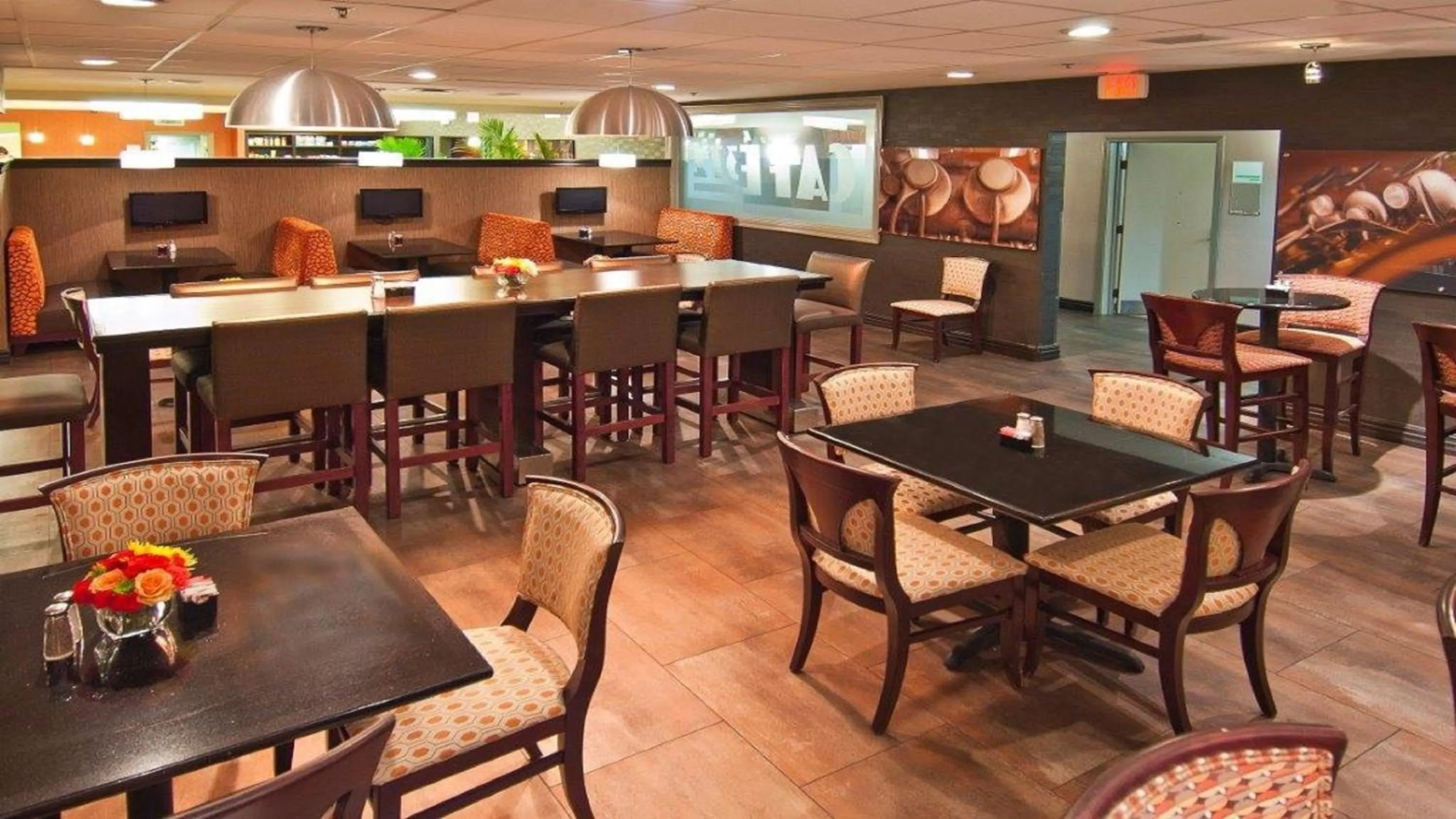 Restaurant/places to eat in Holiday Inn Hotel & Suites Slidell by IHG