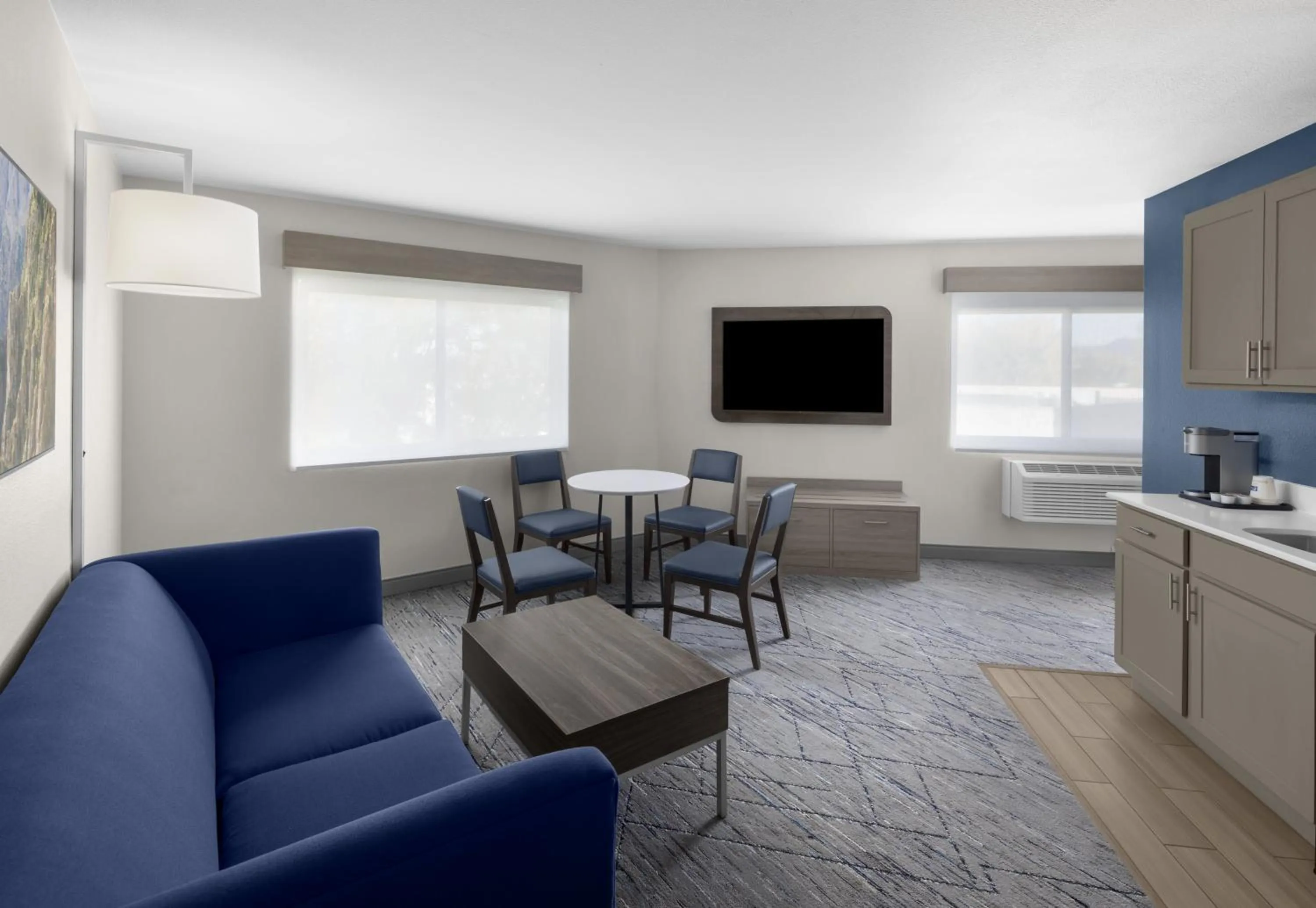 Photo of the whole room in Holiday Inn Express Hotel & Suites Montrose - Black Canyon Area by IHG