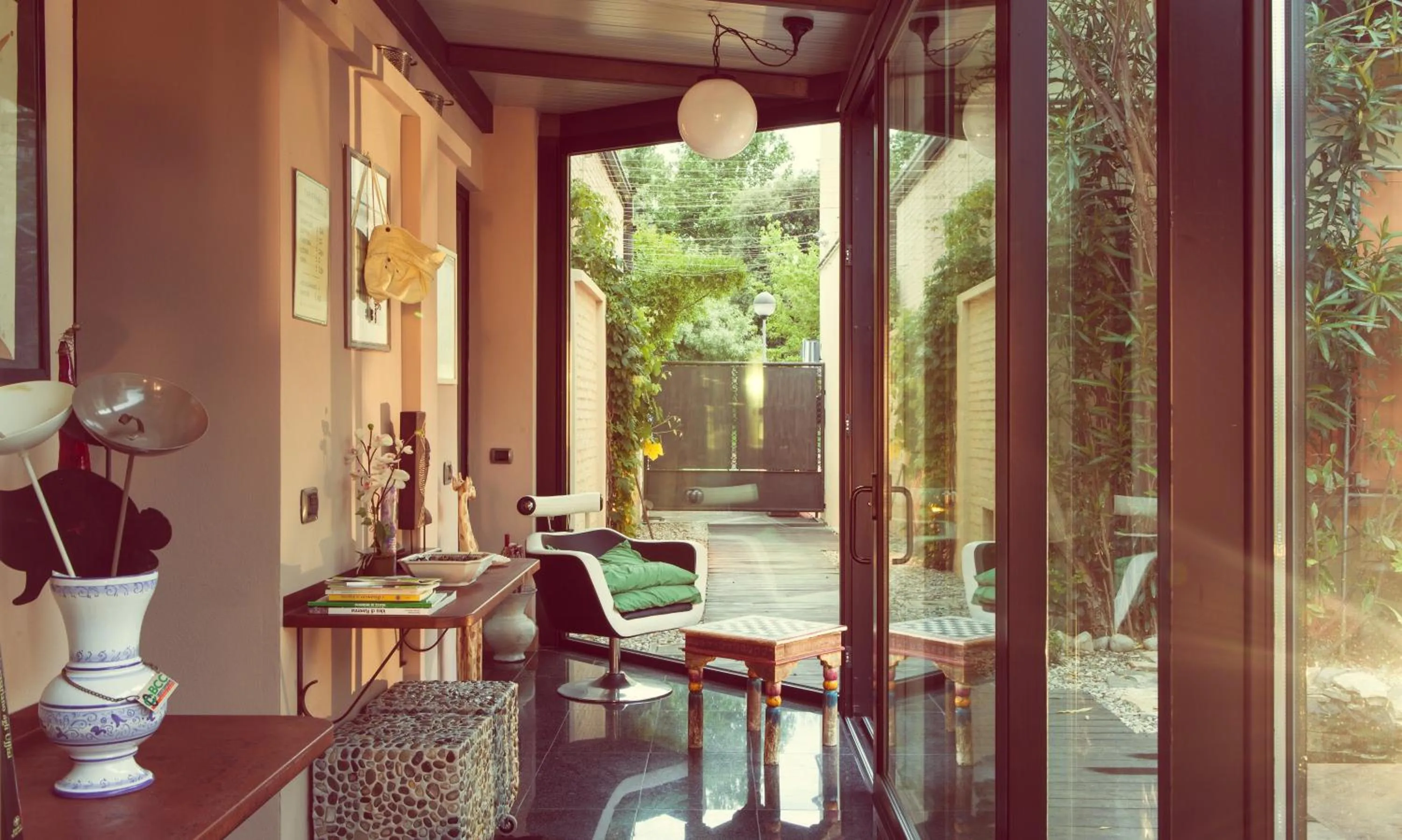 Decorative detail in A Casa