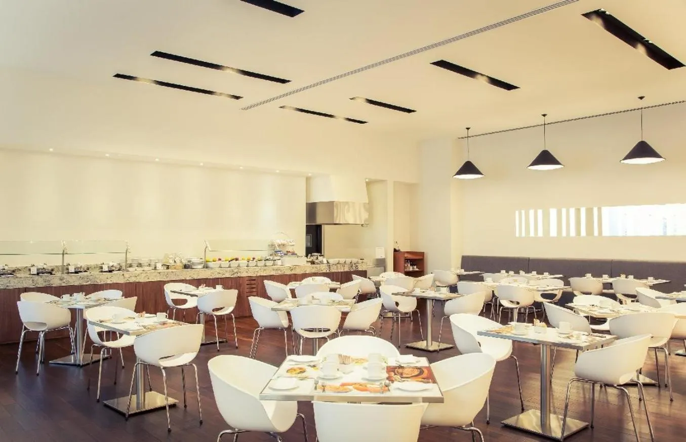 Restaurant/places to eat in Fiesta Inn Playa del Carmen