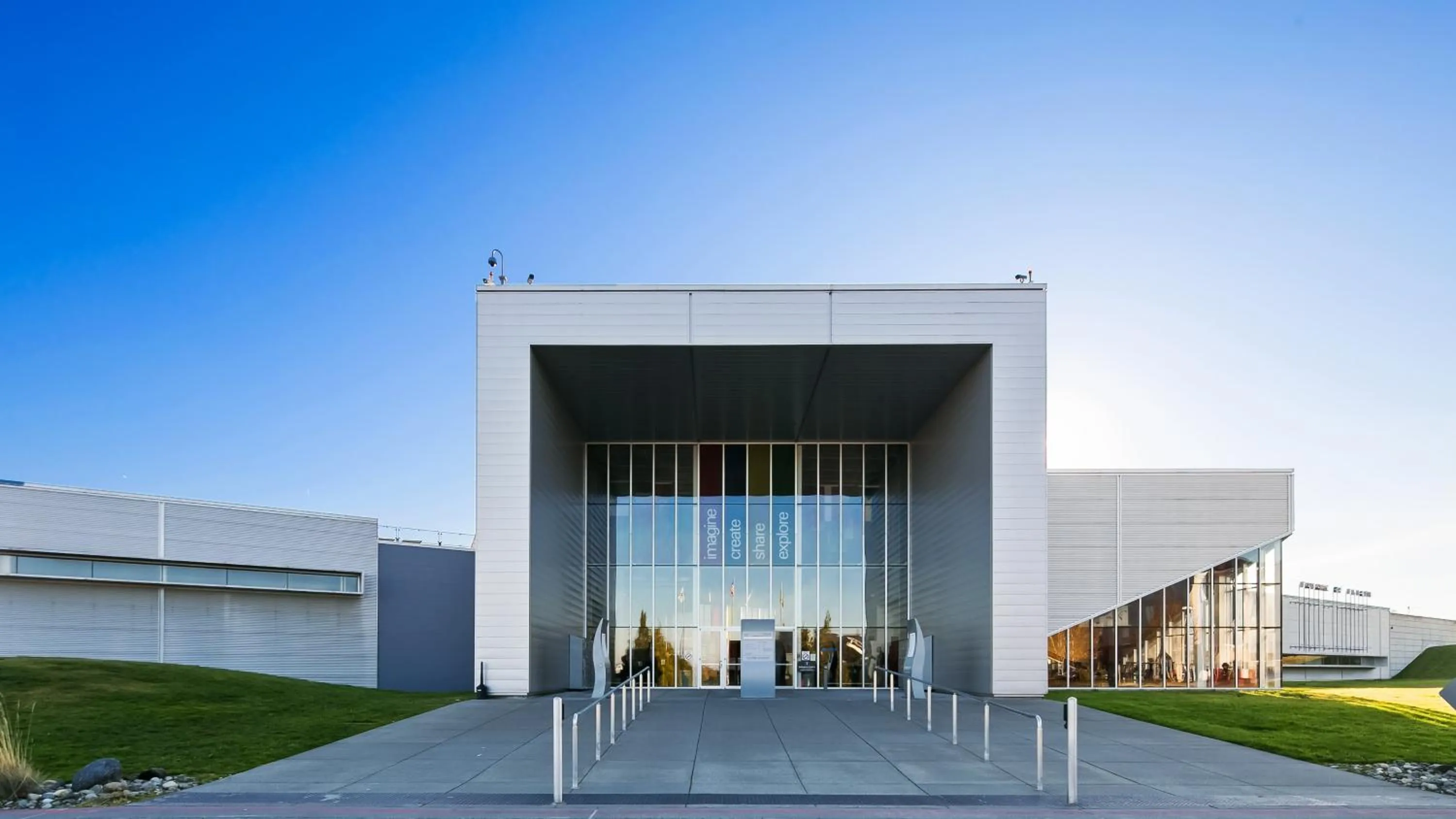 Nearby landmark in Holiday Inn Express Hotel & Suites Everett by IHG