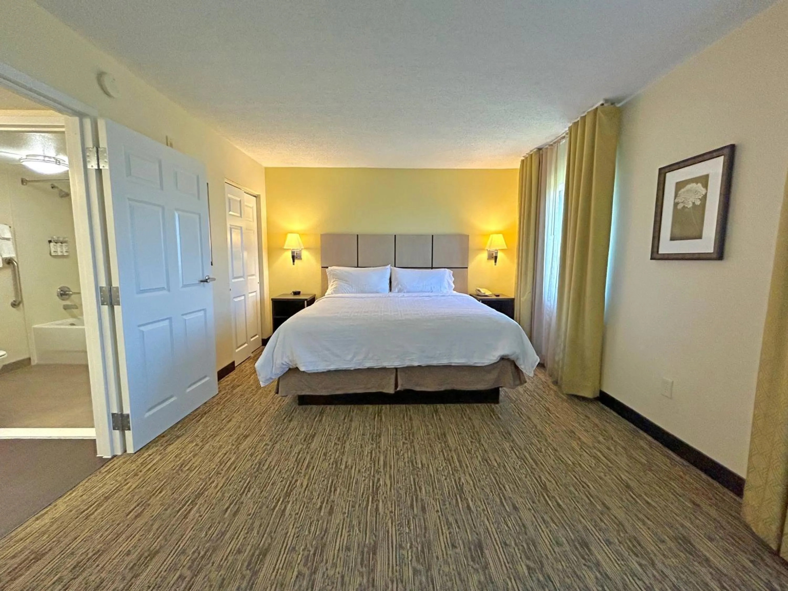 Bed in Candlewood Suites Indianapolis Downtown Medical District by IHG
