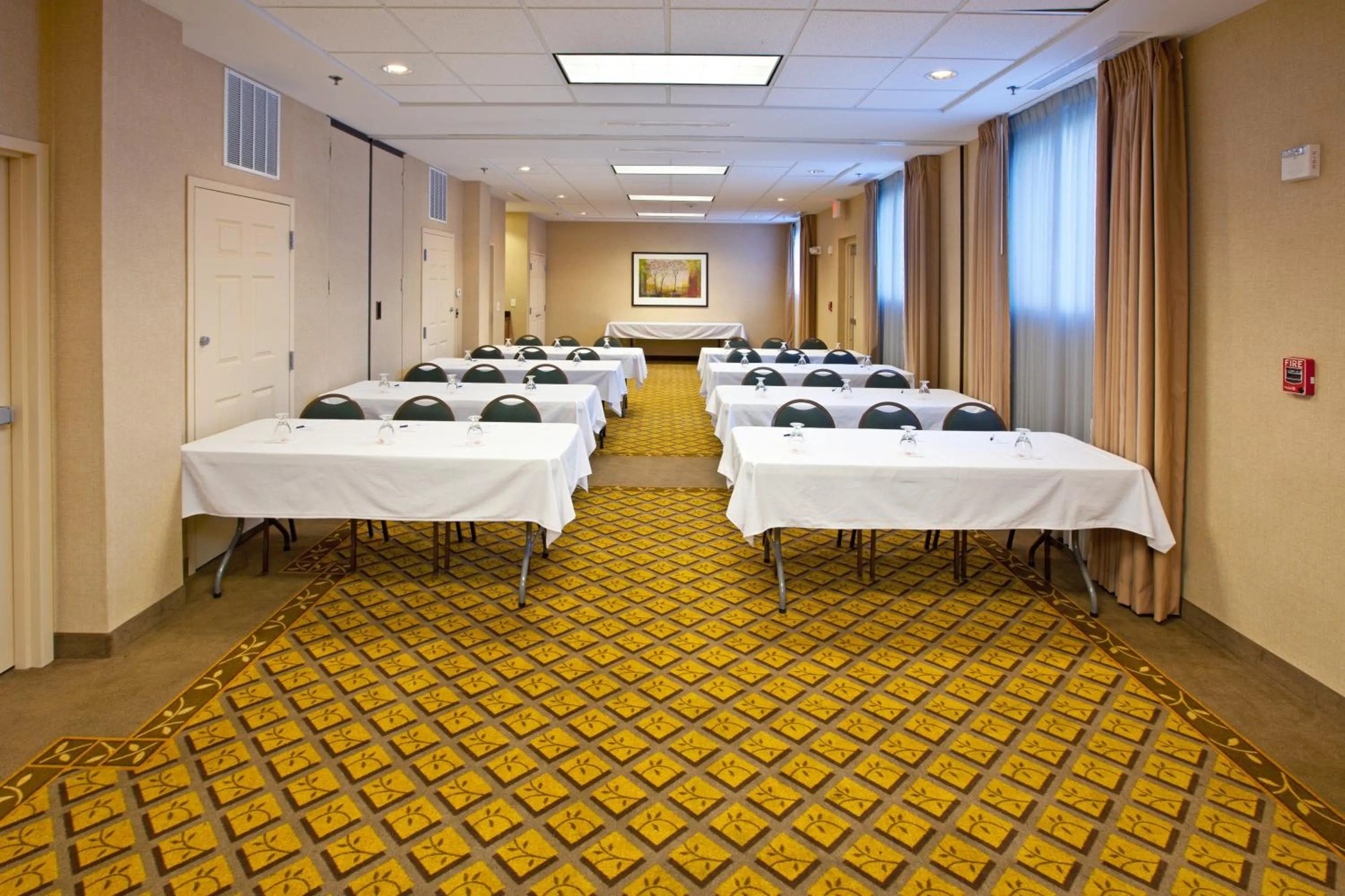 Meeting/conference room in Candlewood Suites Indianapolis Downtown Medical District by IHG