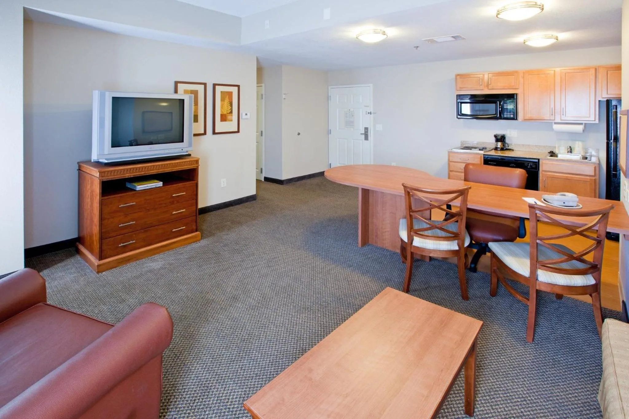 Photo of the whole room in Candlewood Suites Indianapolis Downtown Medical District by IHG