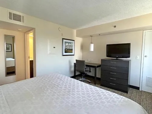 Candlewood Suites Indianapolis Downtown Medical District by IHG