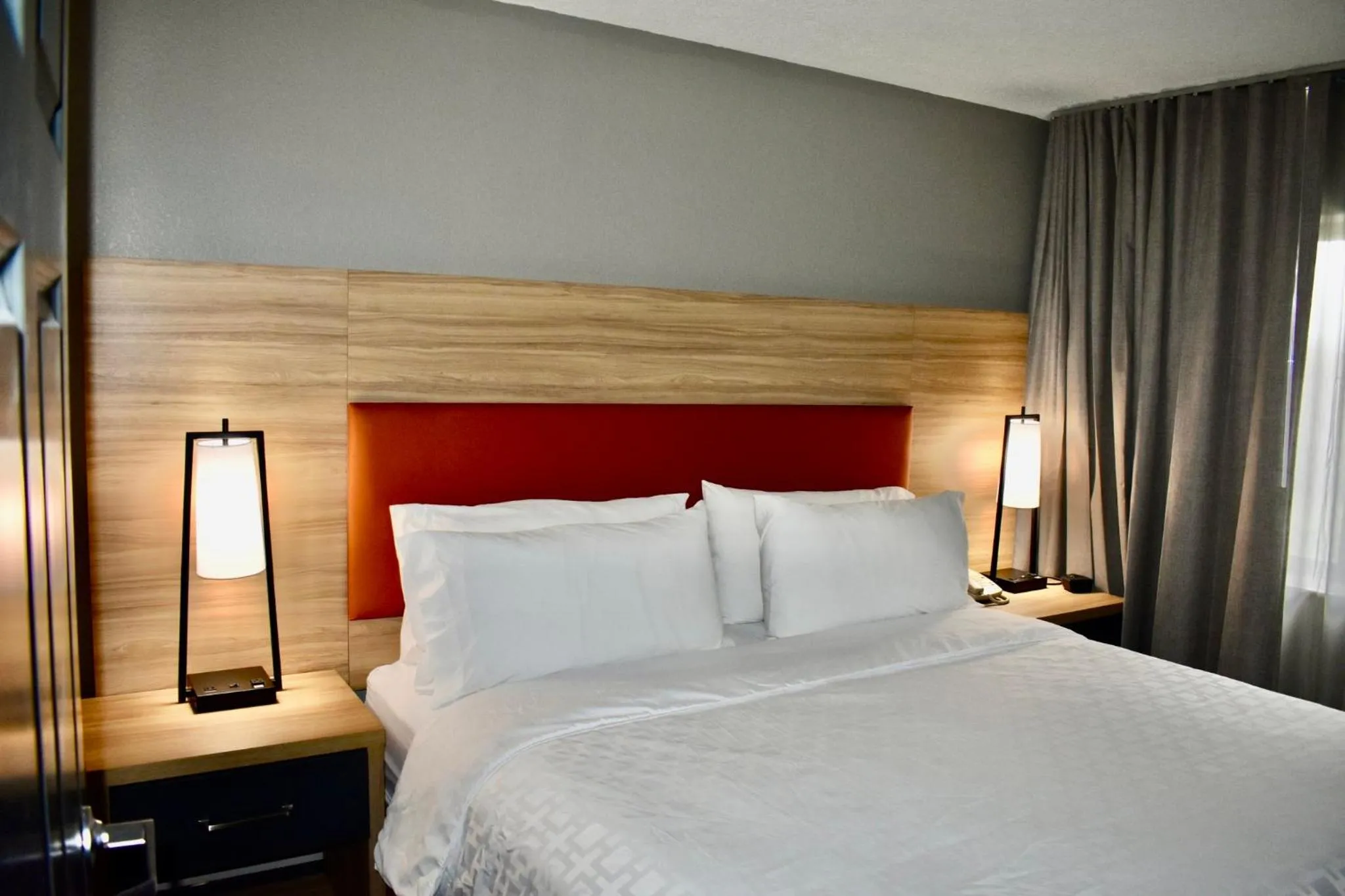 Bedroom in Candlewood Suites Indianapolis Downtown Medical District by IHG