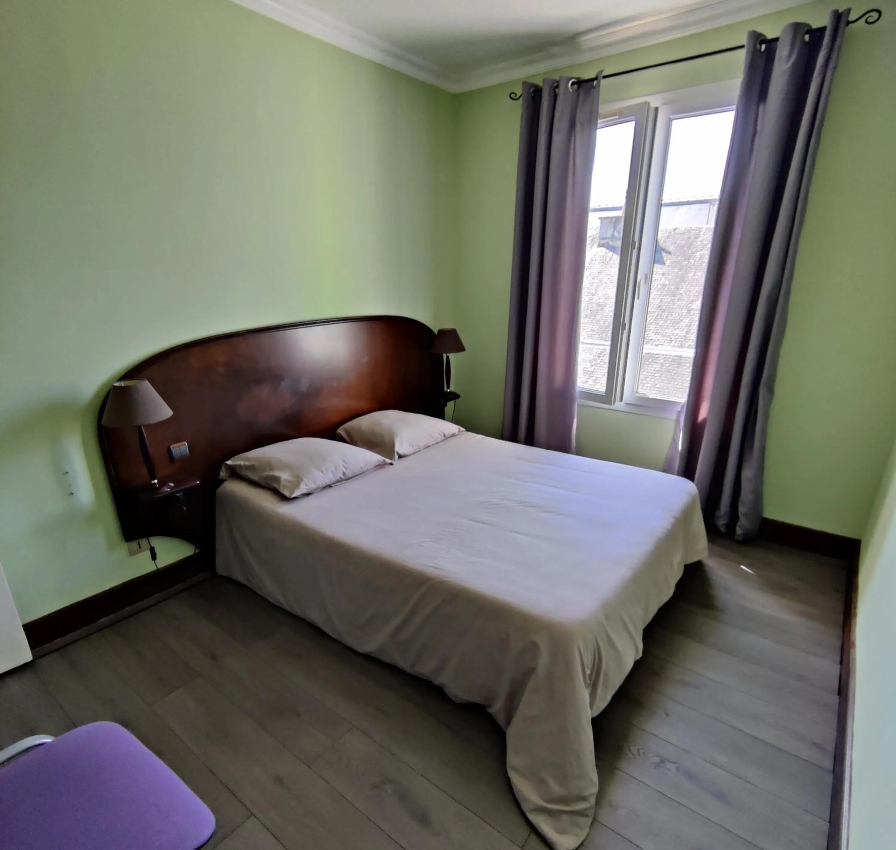 Bed in Hôtel Saint - Pierre