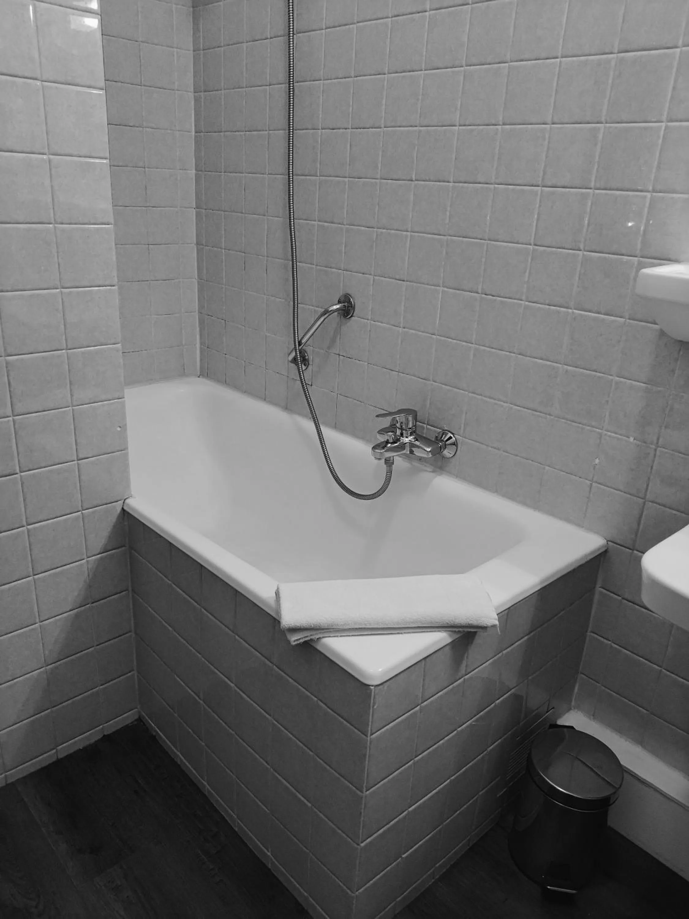 Bathroom in Hôtel Saint - Pierre