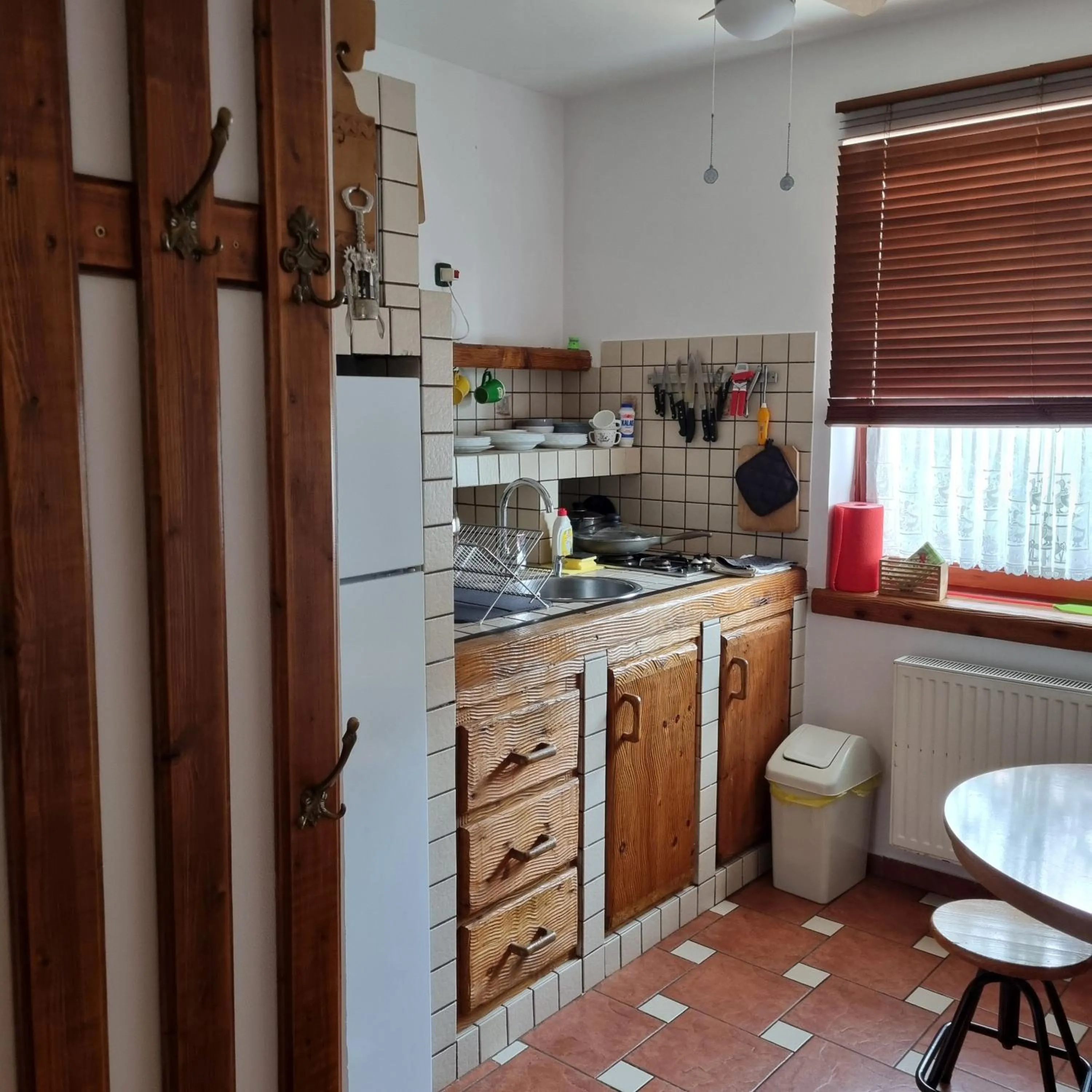 kitchen in Kertvárosi Apartman