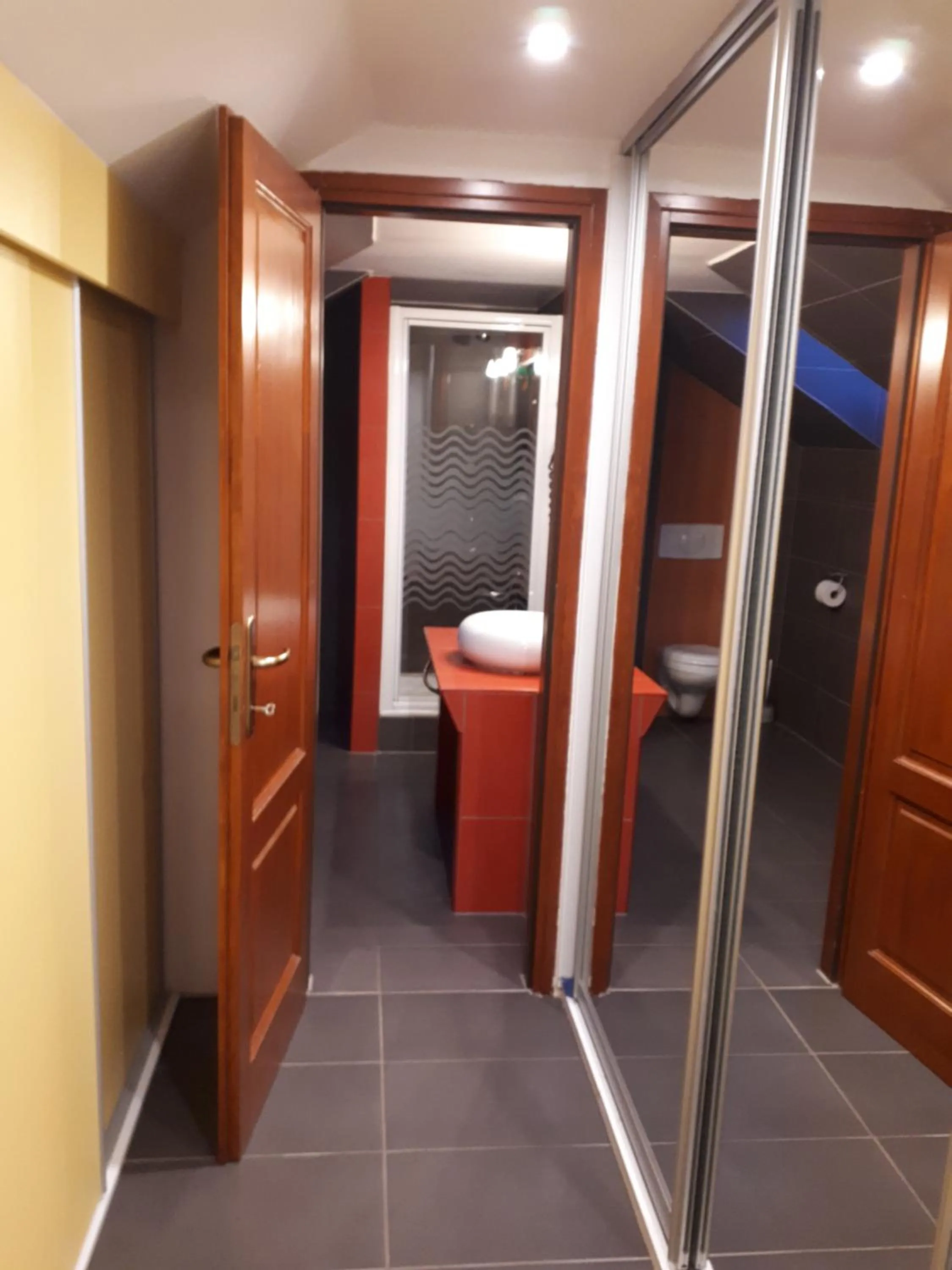 Bathroom in Kertvárosi Apartman