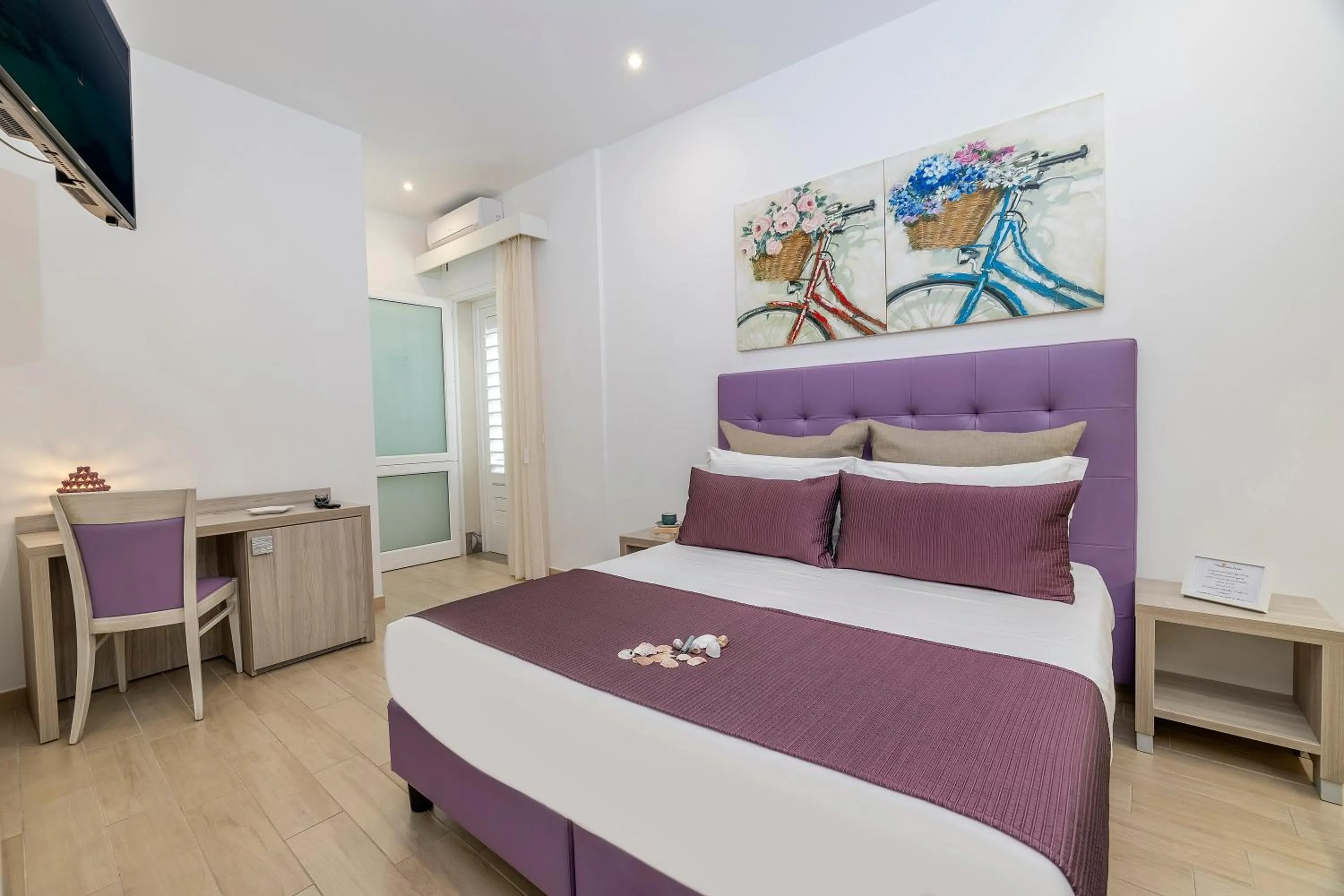 Bedroom, Bed in Hotel Soffio D'Estate