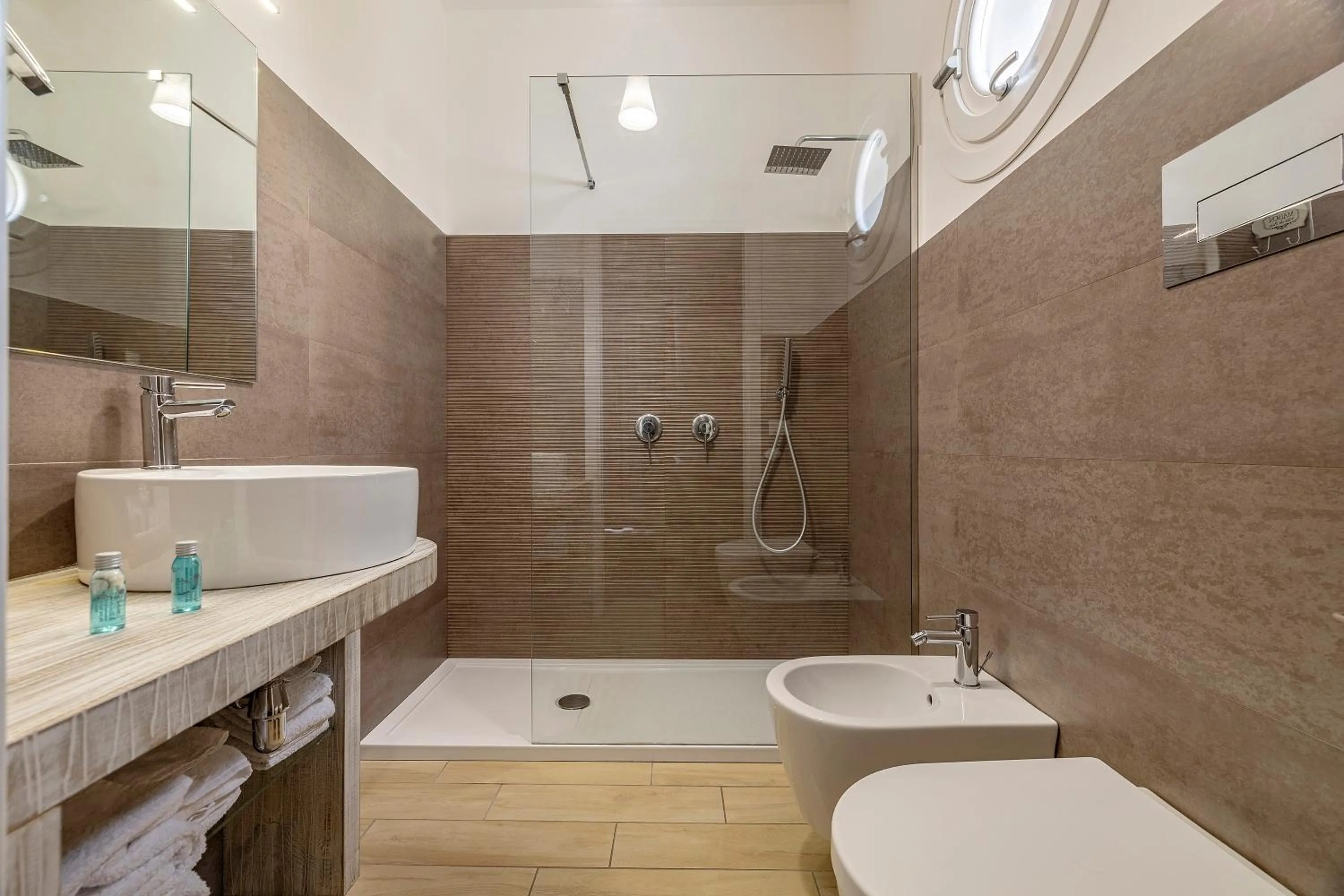 Bathroom in Hotel Soffio D'Estate