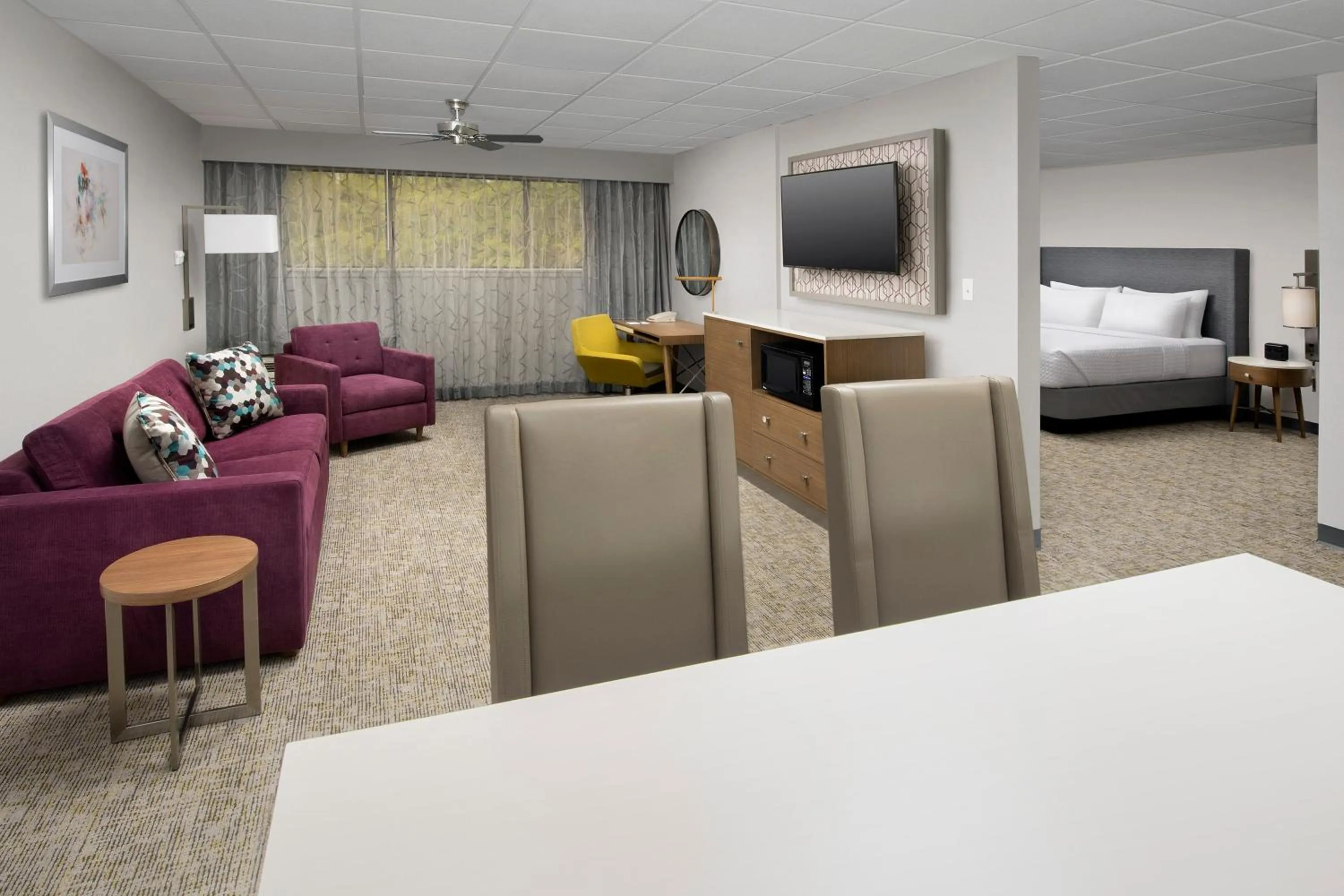 Photo of the whole room, Bed in Crowne Plaza San Antonio Airport by IHG