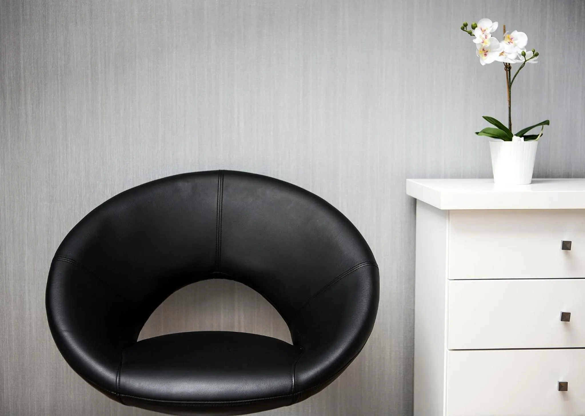 Seating area in Softly Residence