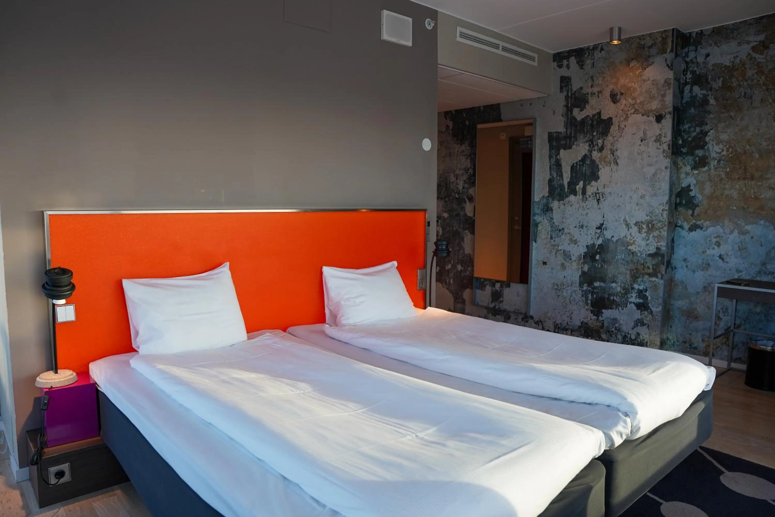 Bedroom, Bed in Comfort Hotel Winn