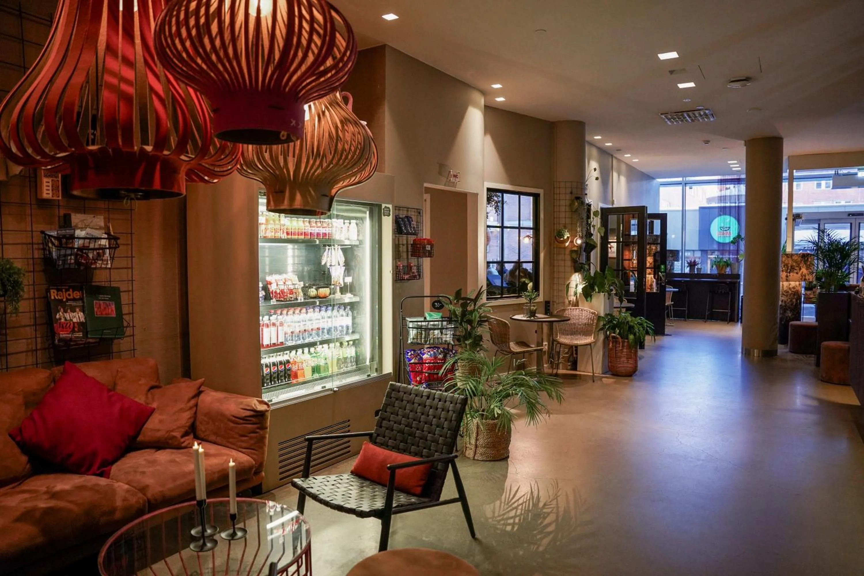 Restaurant/places to eat in Comfort Hotel Winn