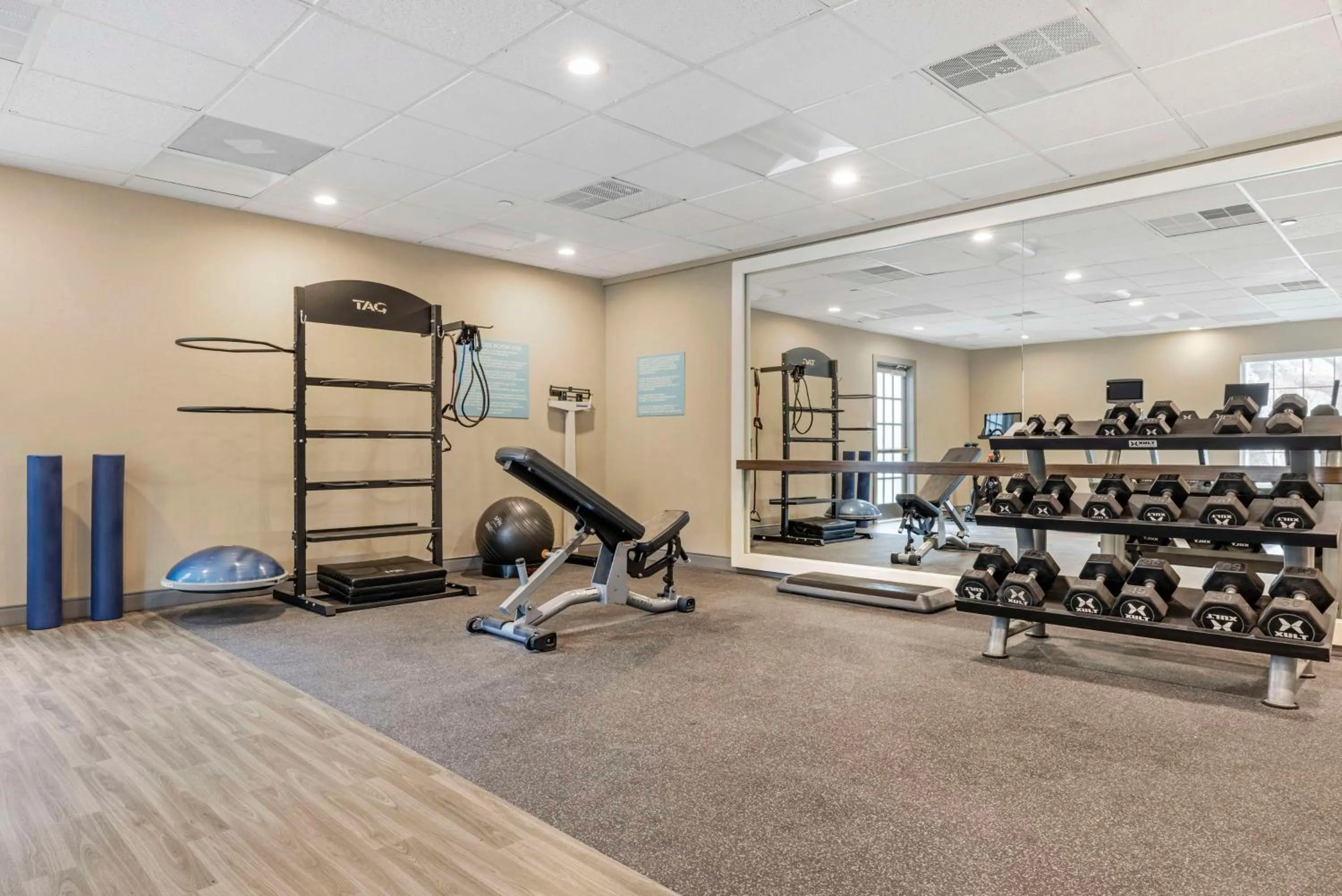 Fitness centre/facilities in Sonesta ES Suites Torrance Redondo Beach