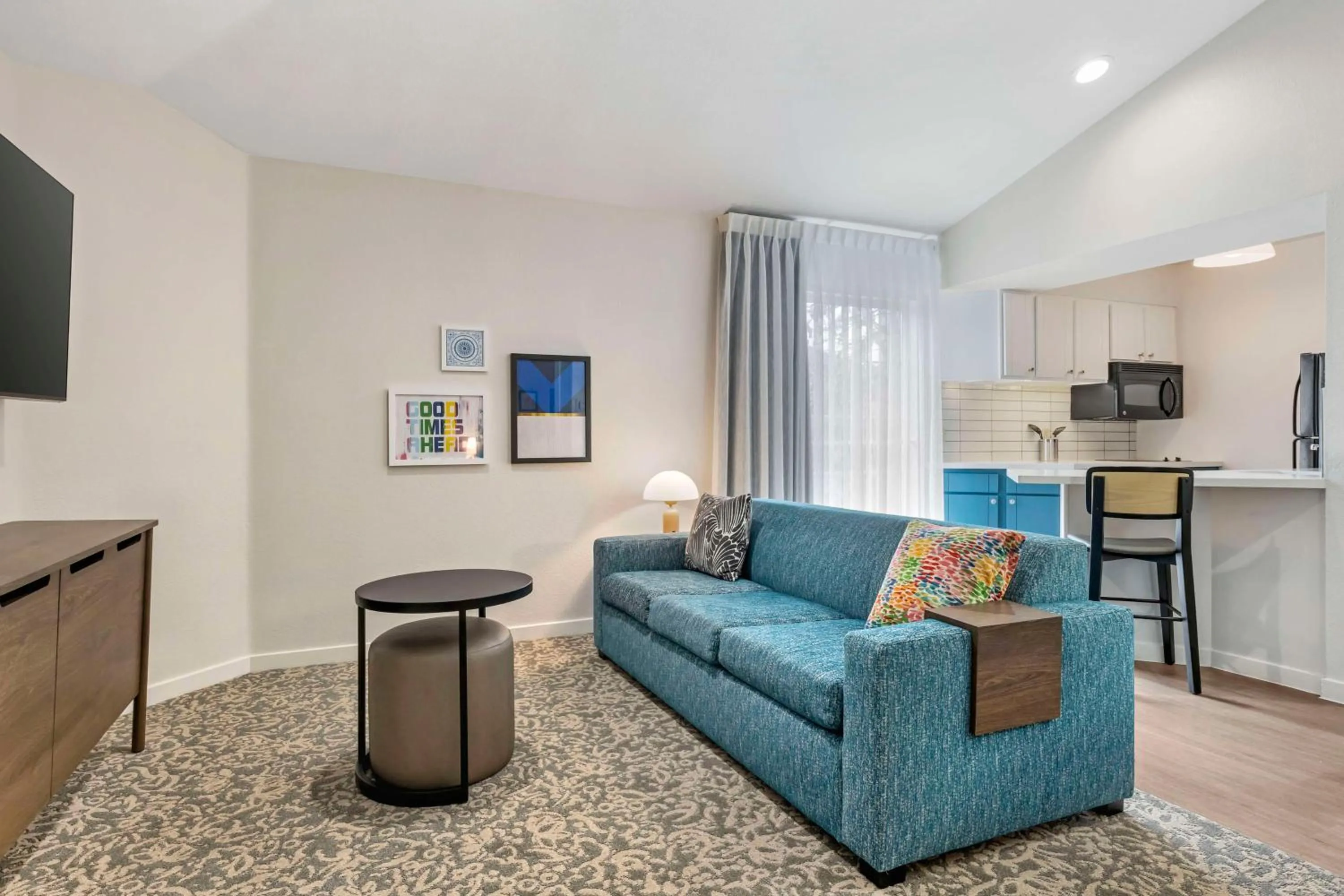 Bedroom in Sonesta ES Suites Torrance Redondo Beach