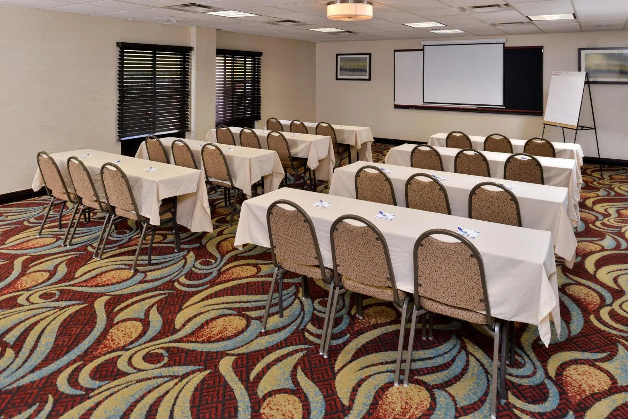 Meeting/conference room in Holiday Inn Express Hotel & Suites Tampa-Rocky Point Island by IHG