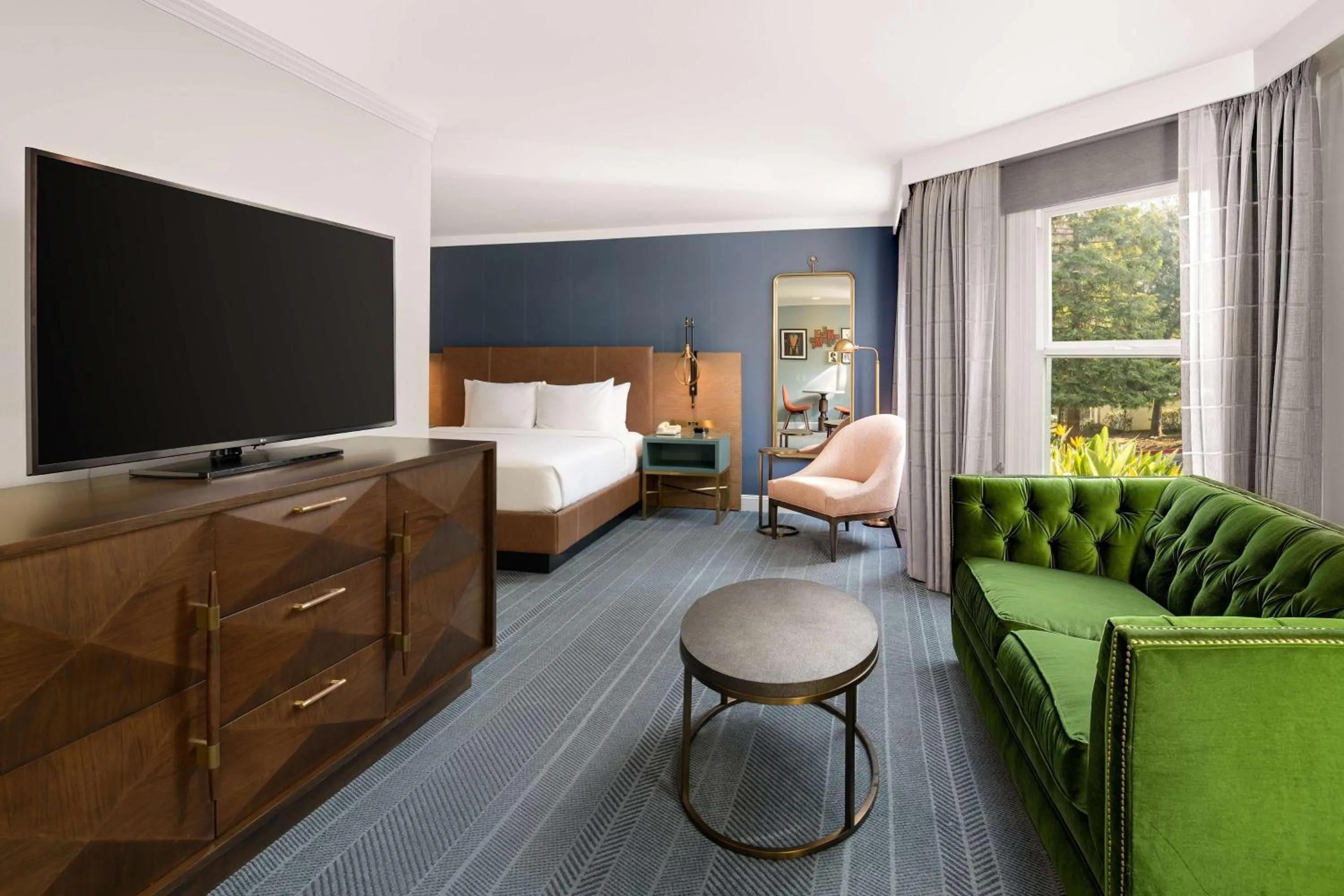 Living room, Bed in Hayes Mansion San Jose, Curio Collection by Hilton