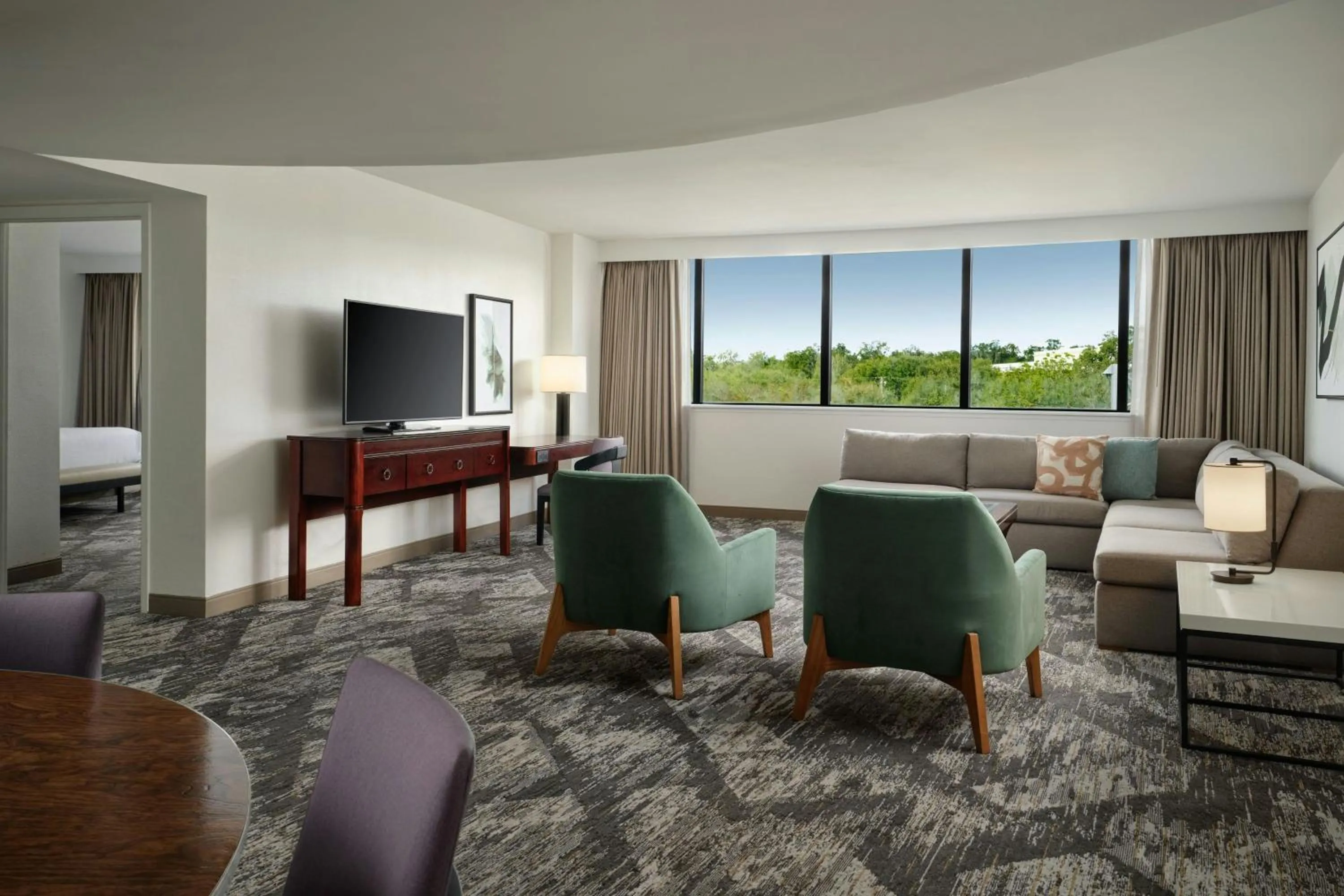 Bedroom in Sheraton Tampa Brandon Hotel