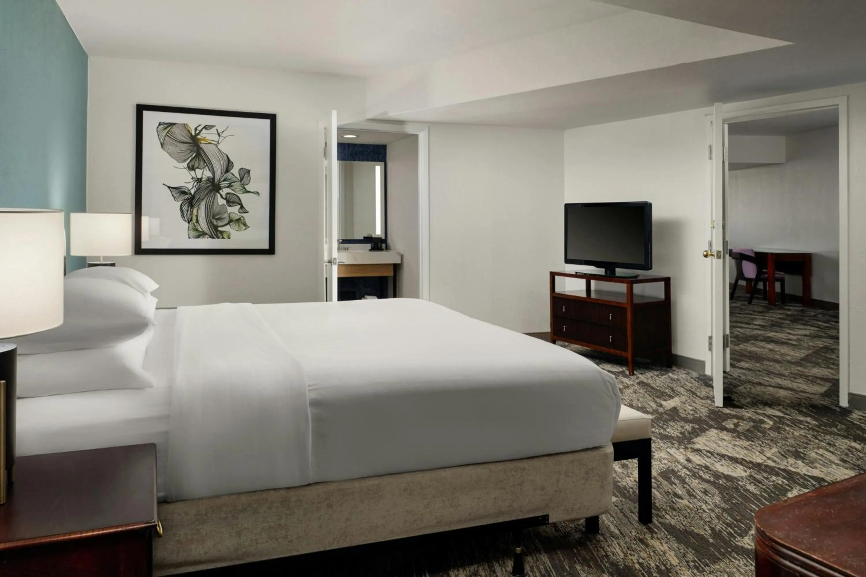 Bedroom, Bed in Sheraton Tampa Brandon Hotel