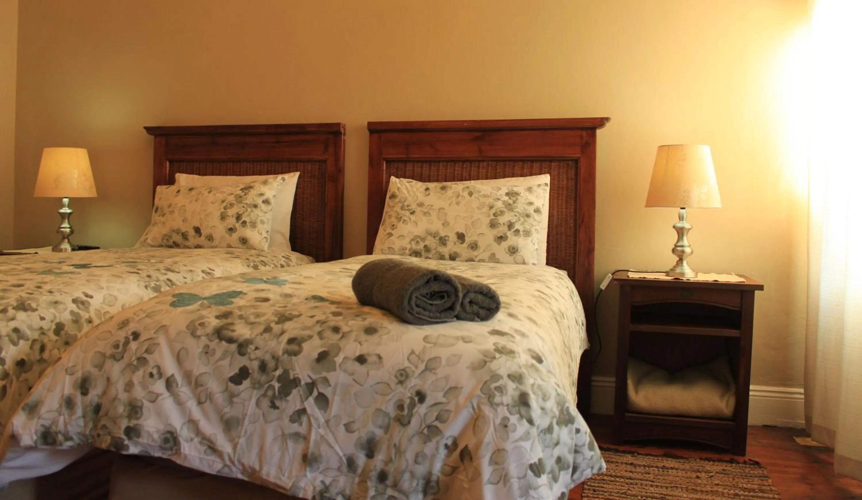 Photo of the whole room, Bed in khaya4u Guesthouse