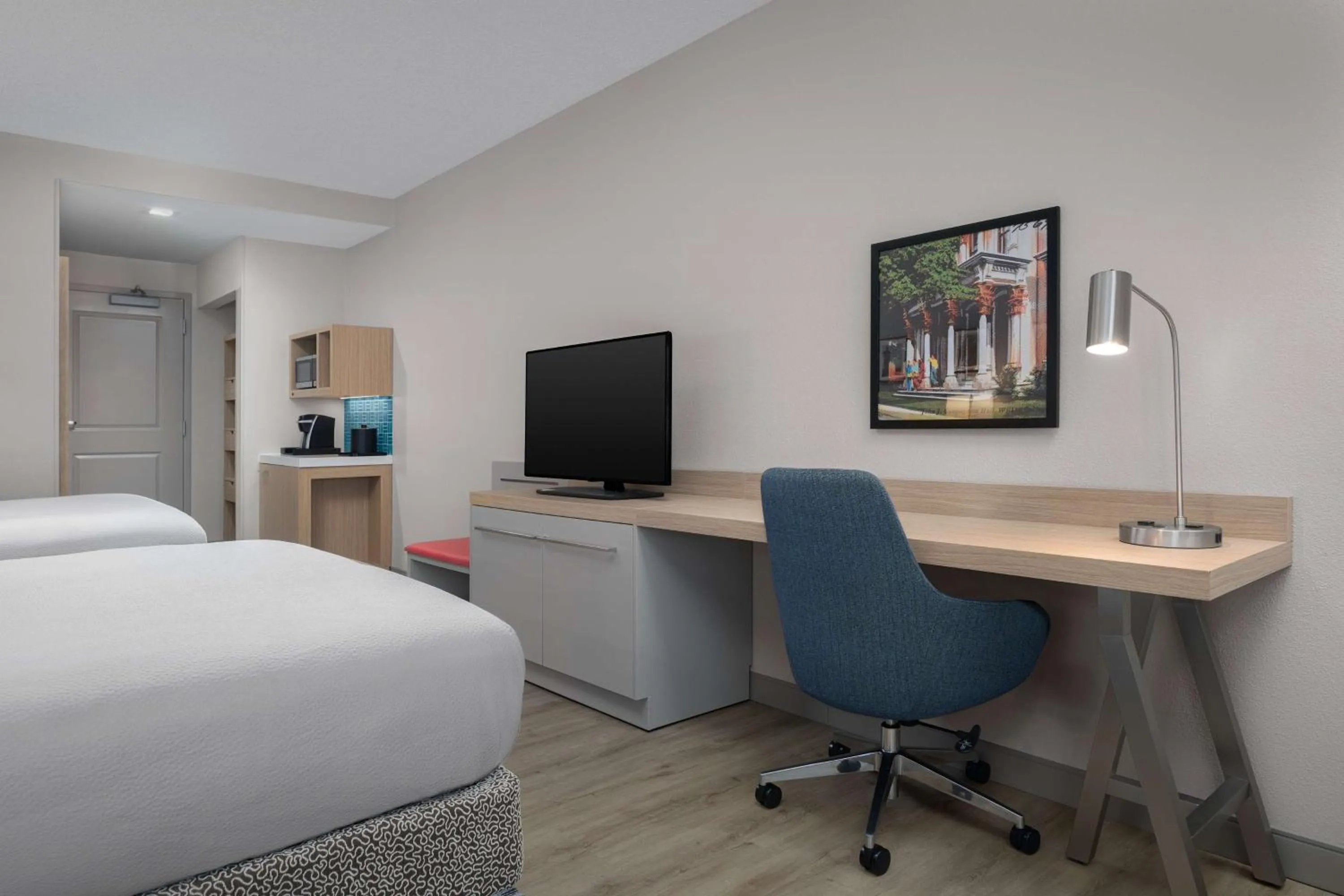 Bedroom, Bed in Hilton Garden Inn Wilkes-Barre