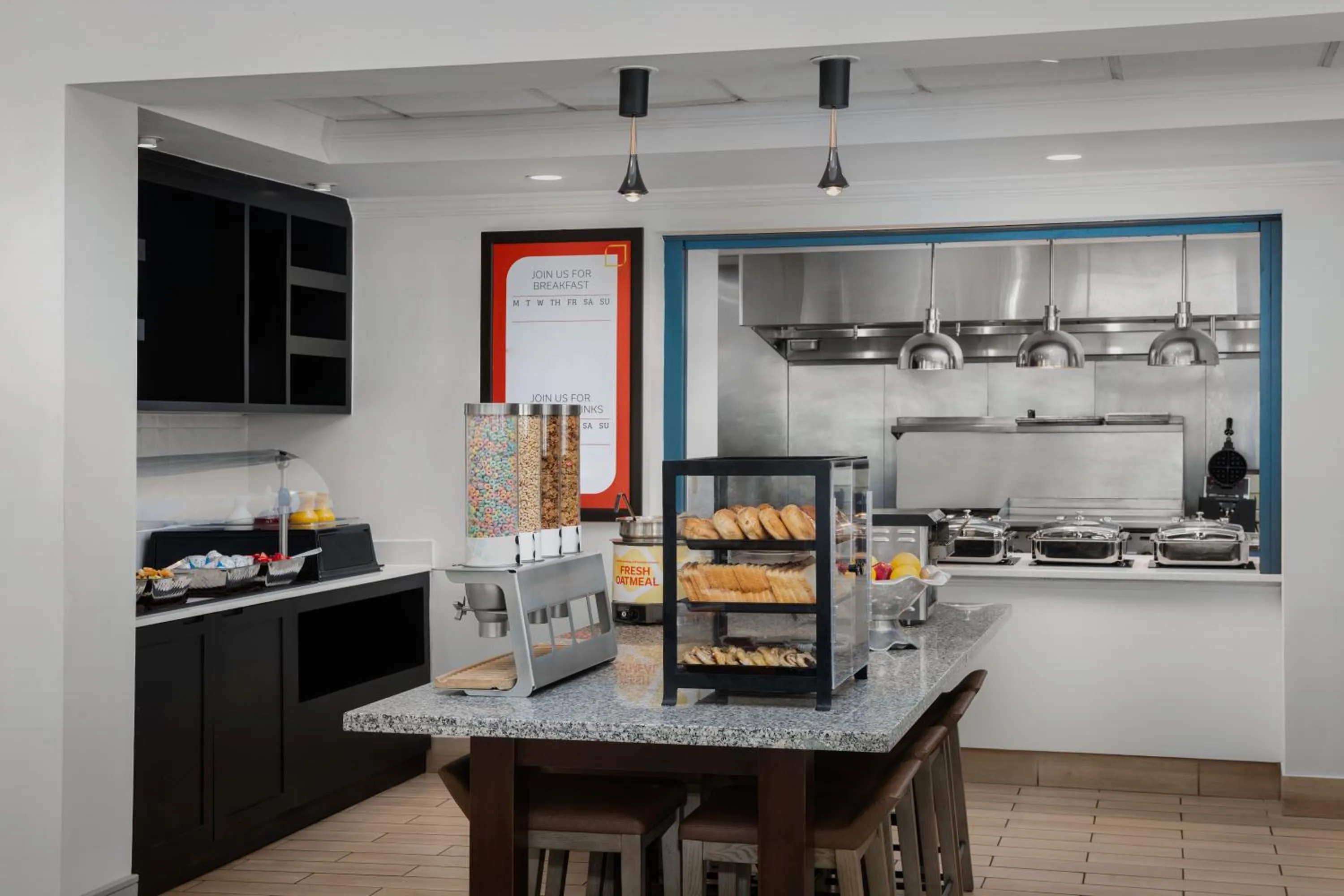 Food and drinks in Hilton Garden Inn Wilkes-Barre