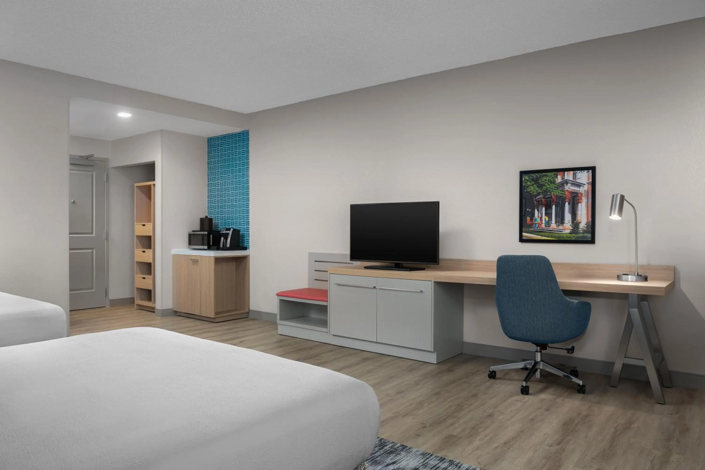 Photo of the whole room, Bed in Hilton Garden Inn Wilkes-Barre