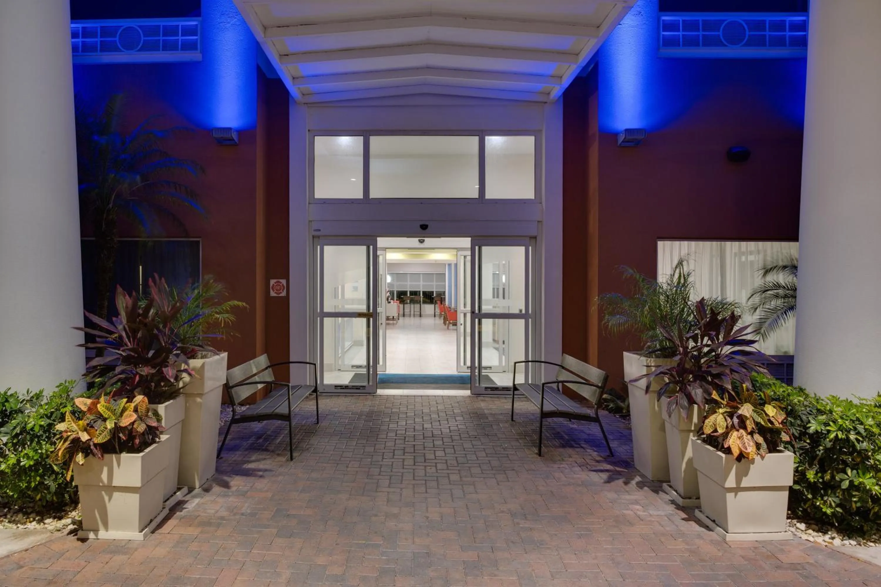Property building in Holiday Inn Express Hotel & Suites Tampa-Fairgrounds-Casino by IHG