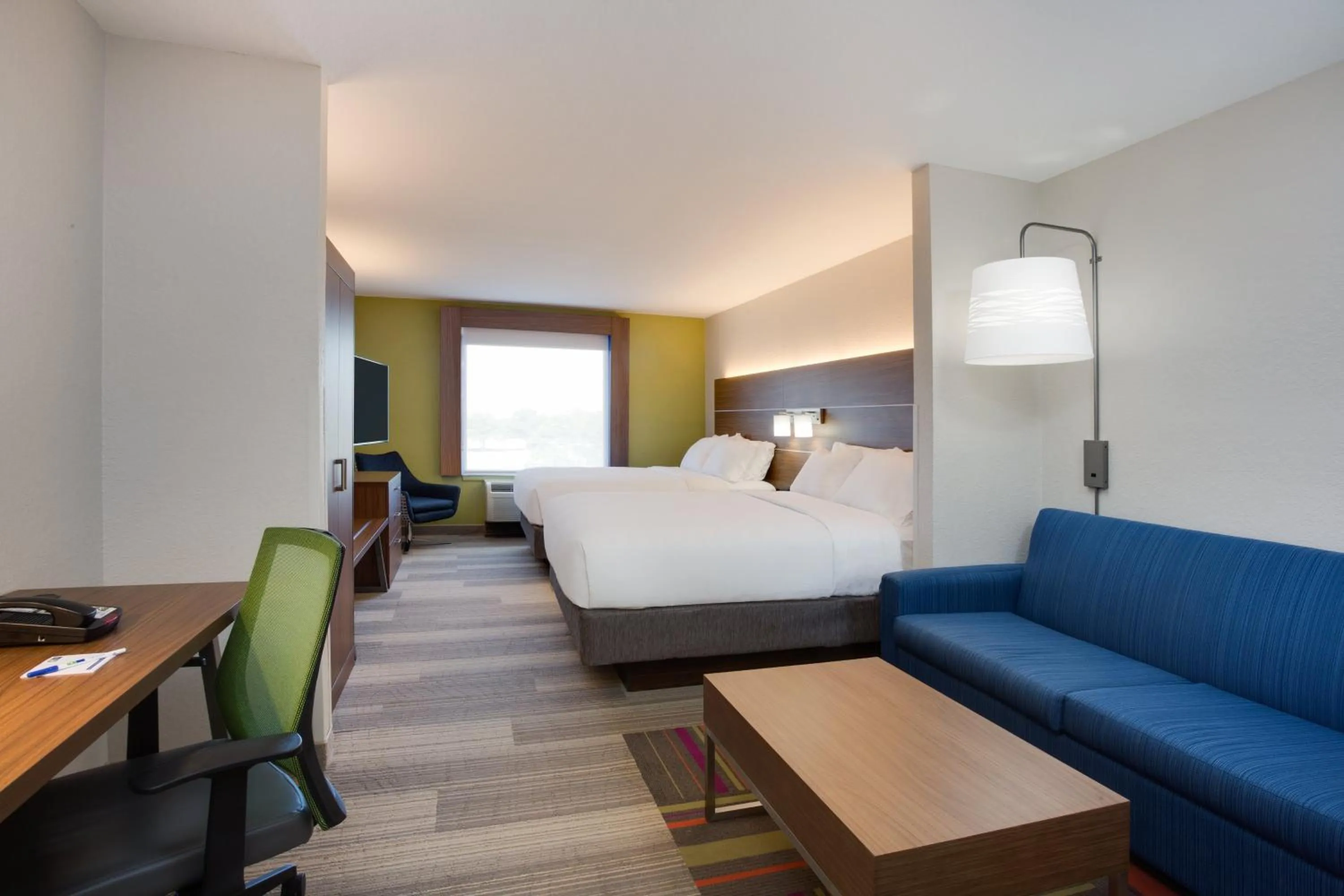 Photo of the whole room, Bed in Holiday Inn Express Hotel & Suites Tampa-Fairgrounds-Casino by IHG