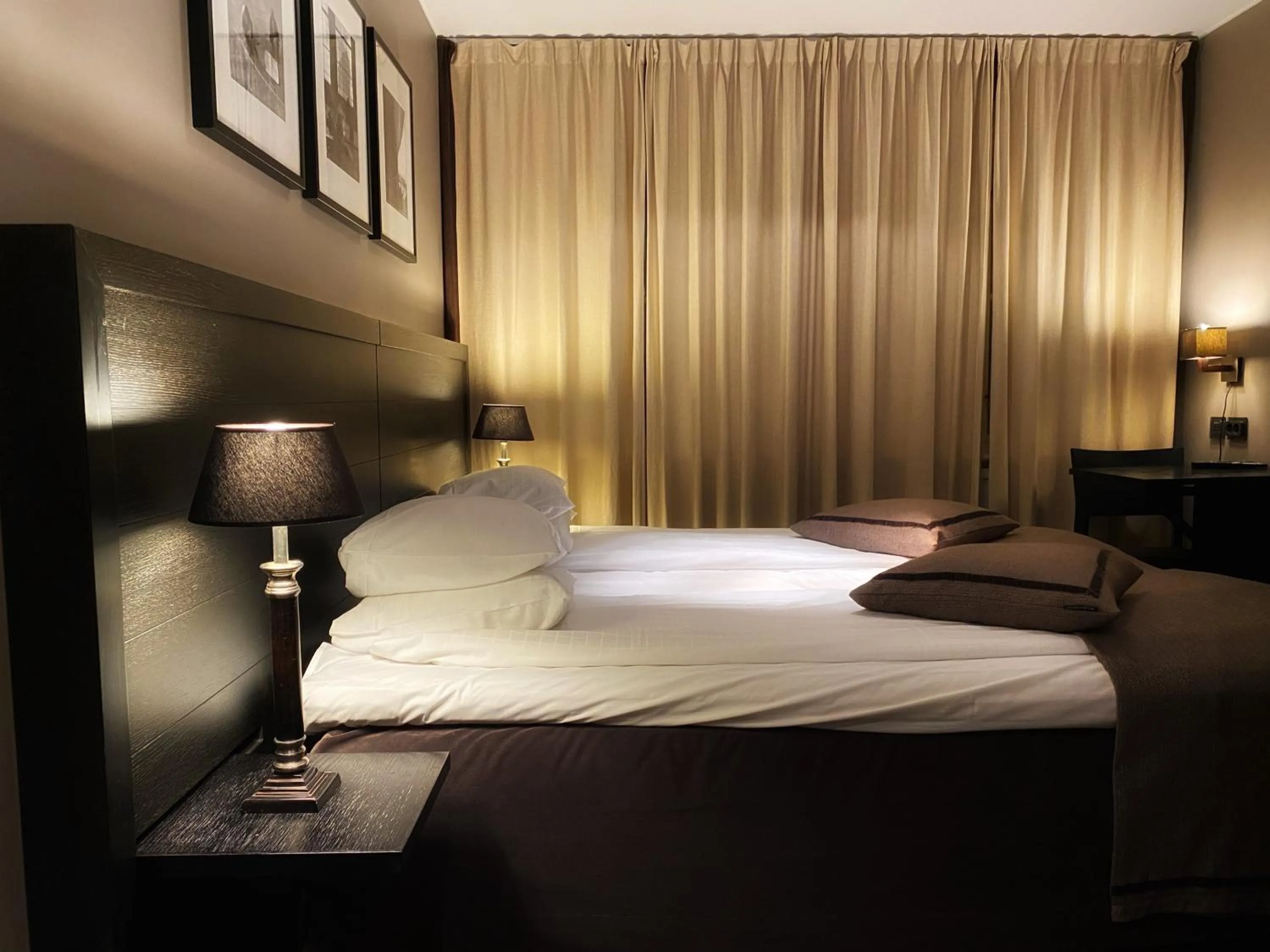 Bedroom, Bed in Hotel Villan