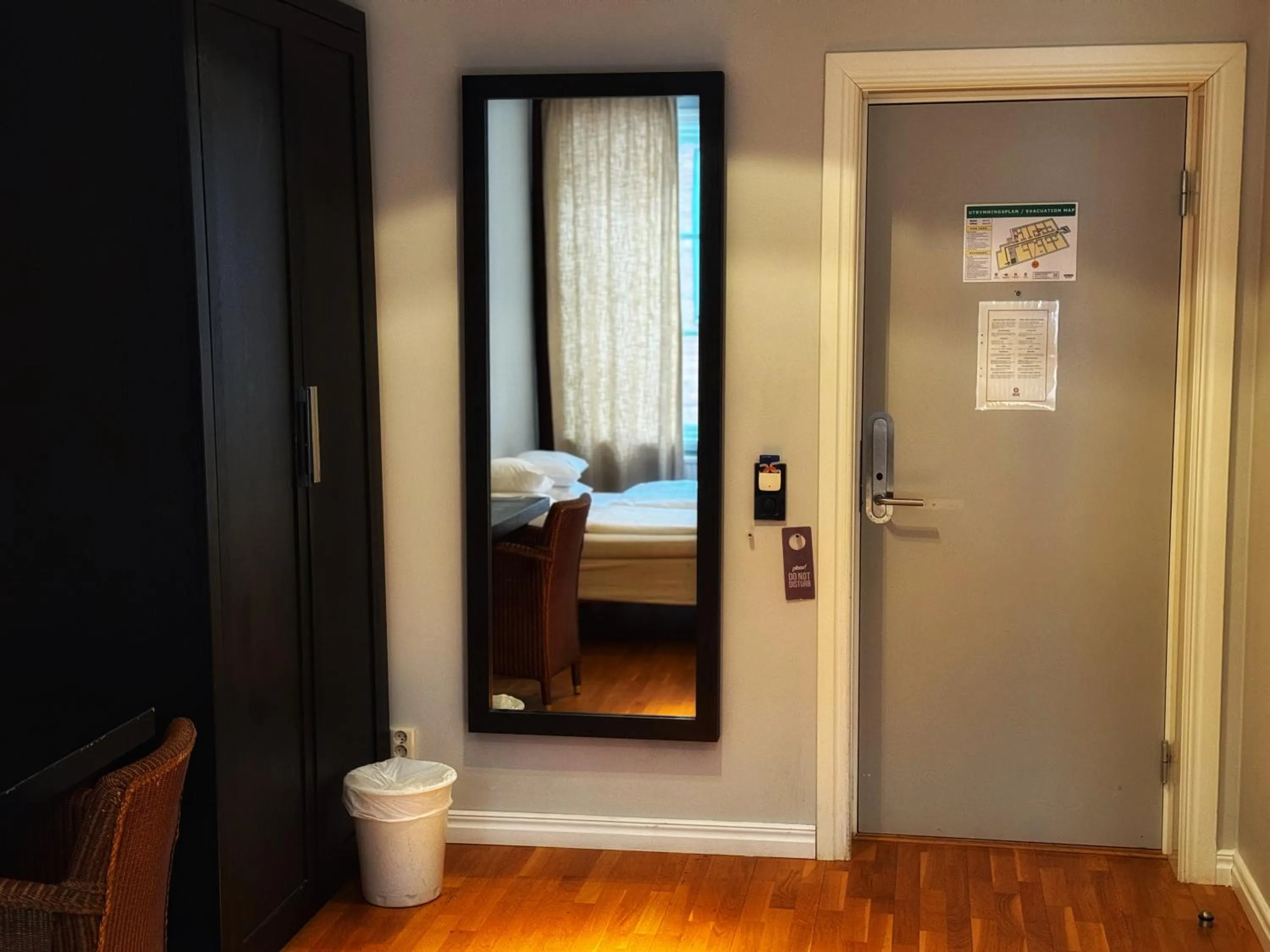 Seating area, Bed in Hotel Villan