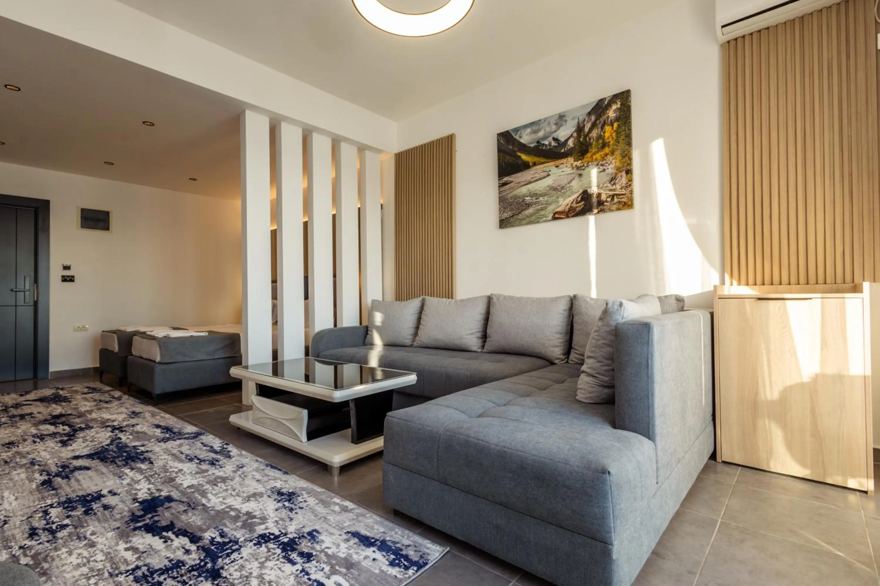 Living room in Continental Hotel