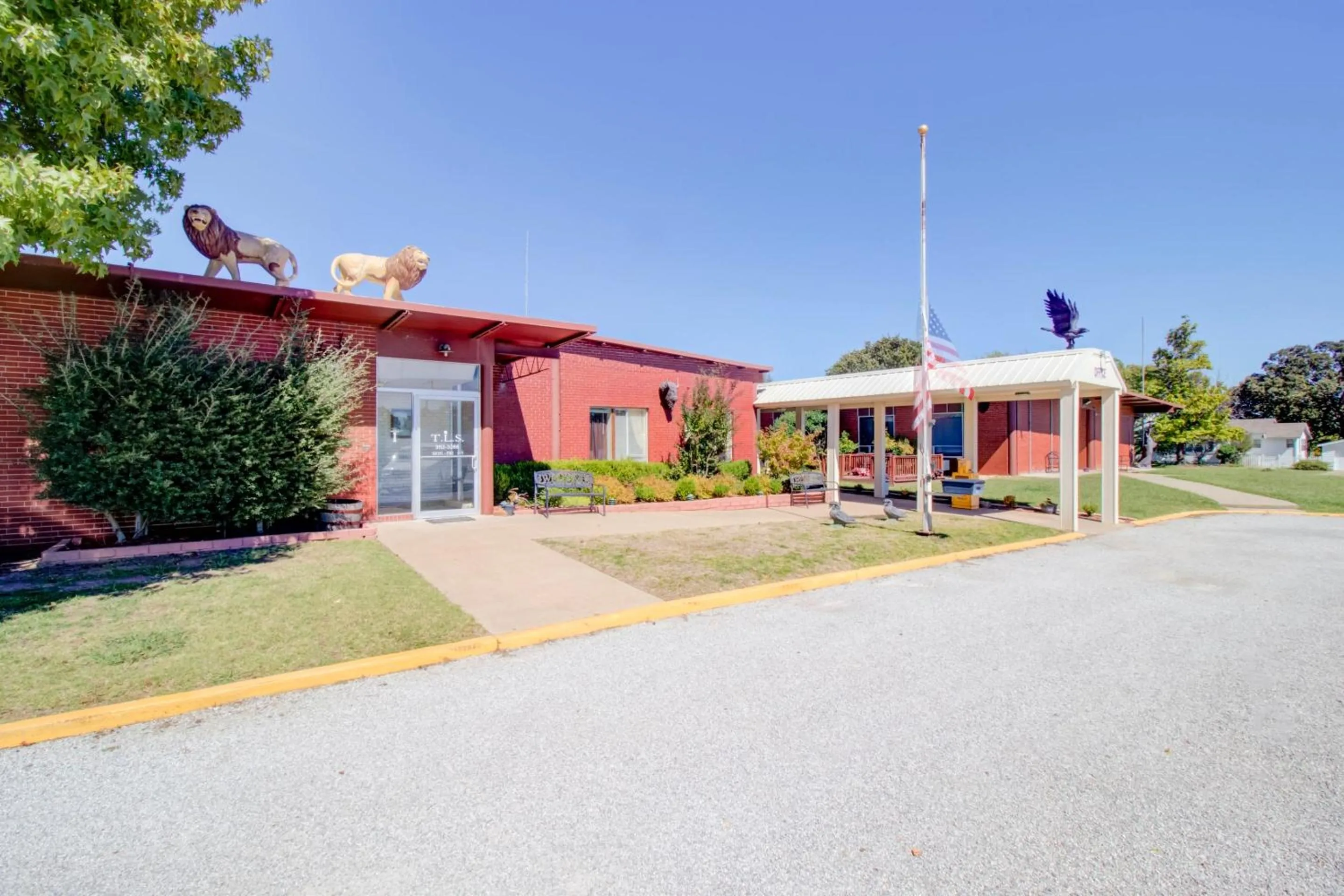 Facade/entrance in OYO Hotel Drumright I-44 OK