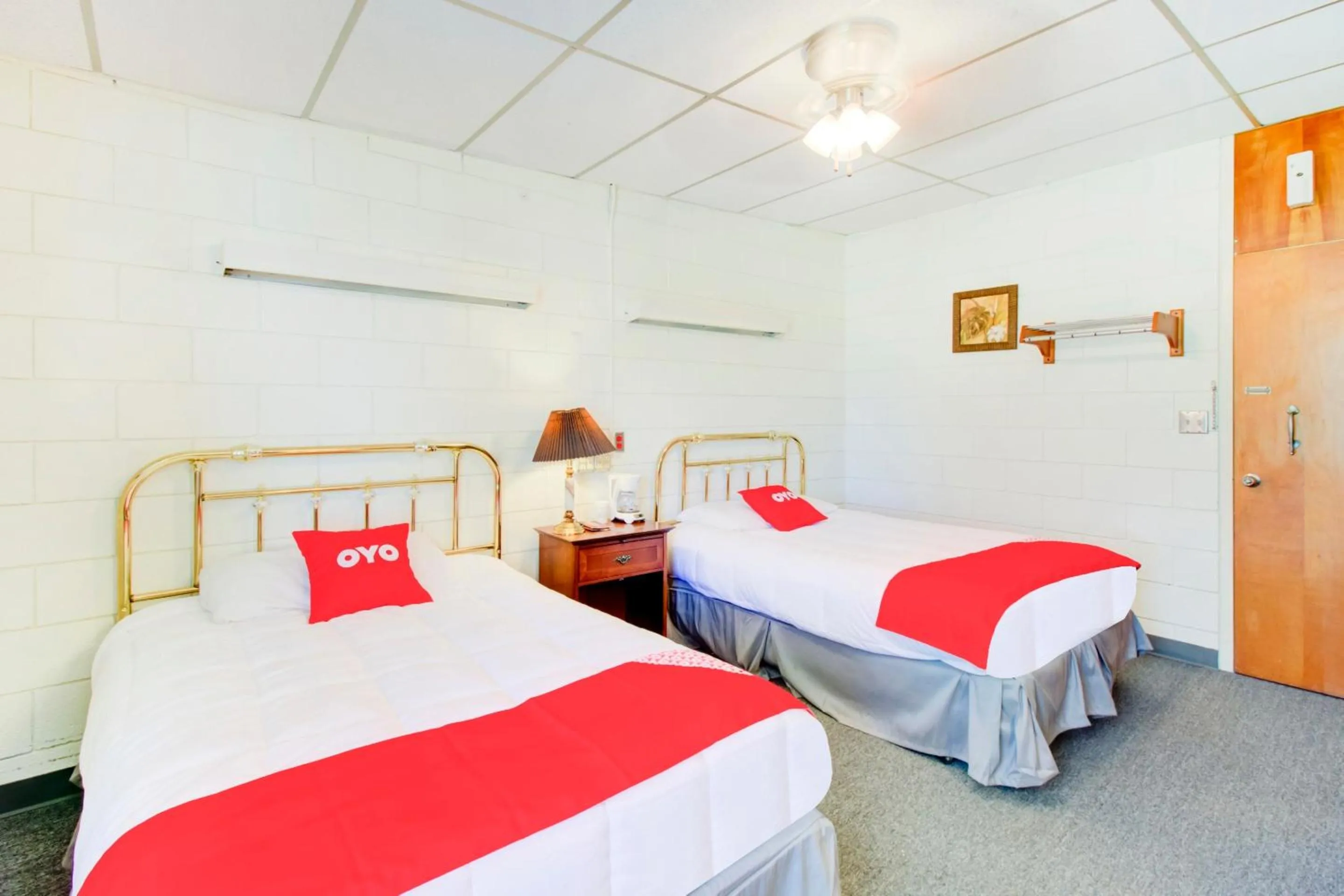 Bedroom in OYO Hotel Drumright I-44 OK