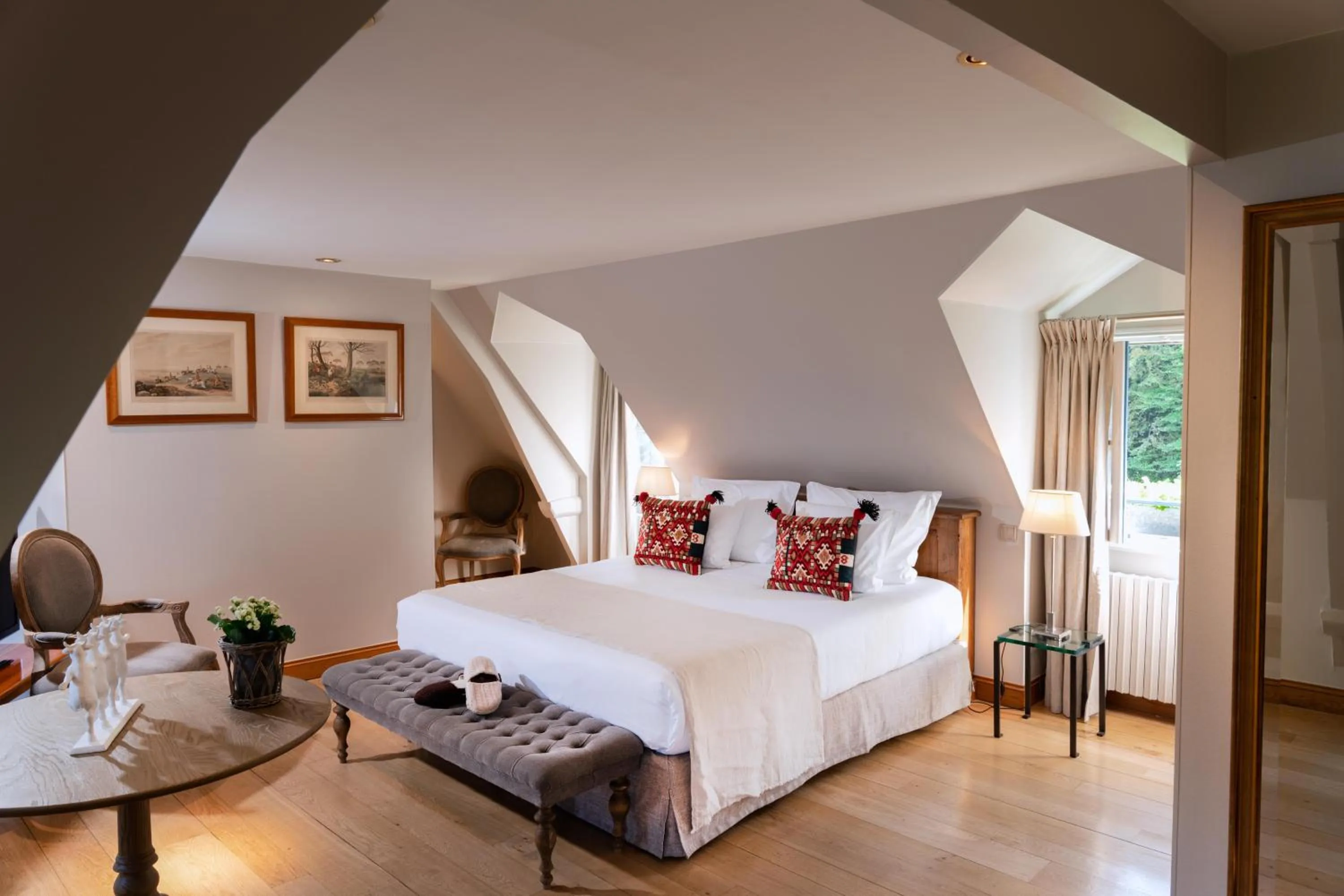 Photo of the whole room, Bed in La Ferme Saint Simeon Hotel & Spa - Relais & Chateaux