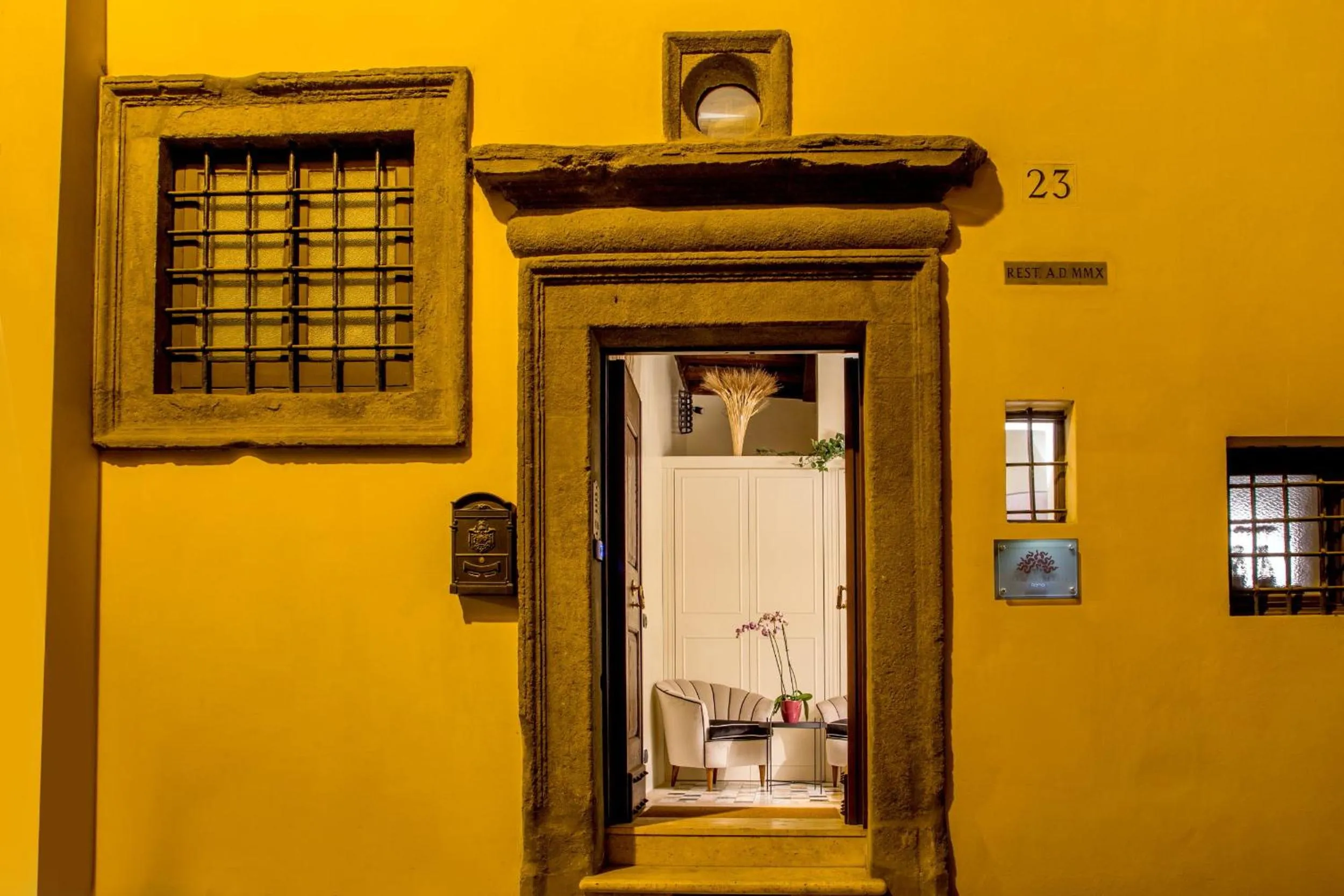 Facade/entrance in Palazzo Medusa