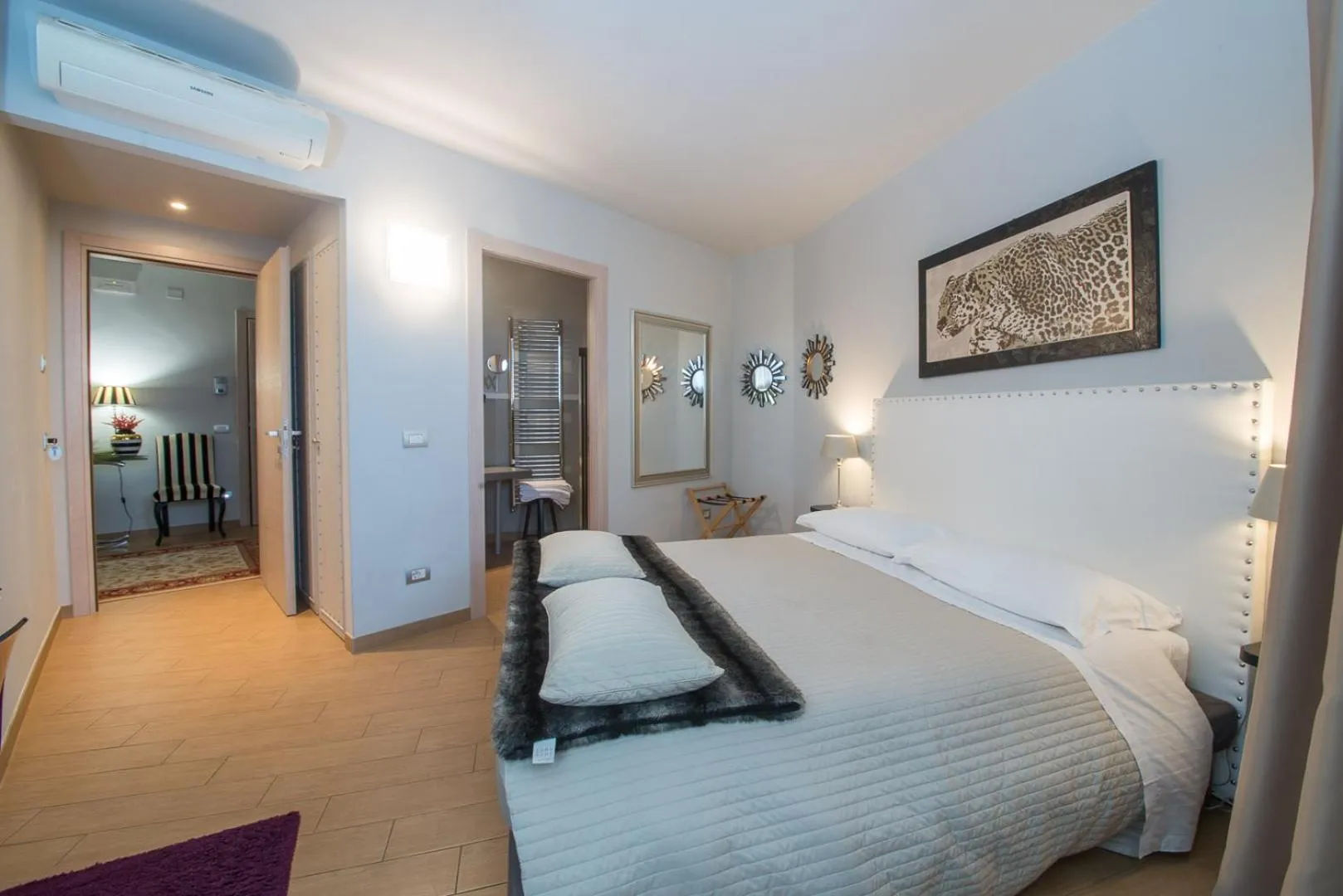 Photo of the whole room, Bed in Residenza Ca' degli Enzi