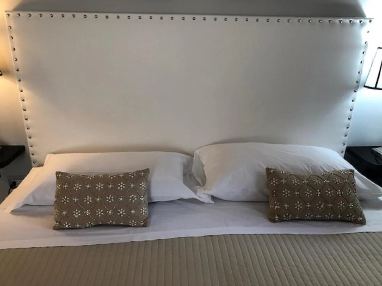 Decorative detail, Bed in Residenza Ca' degli Enzi