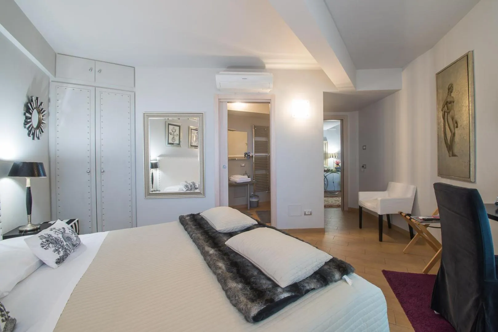 Photo of the whole room, Bed in Residenza Ca' degli Enzi