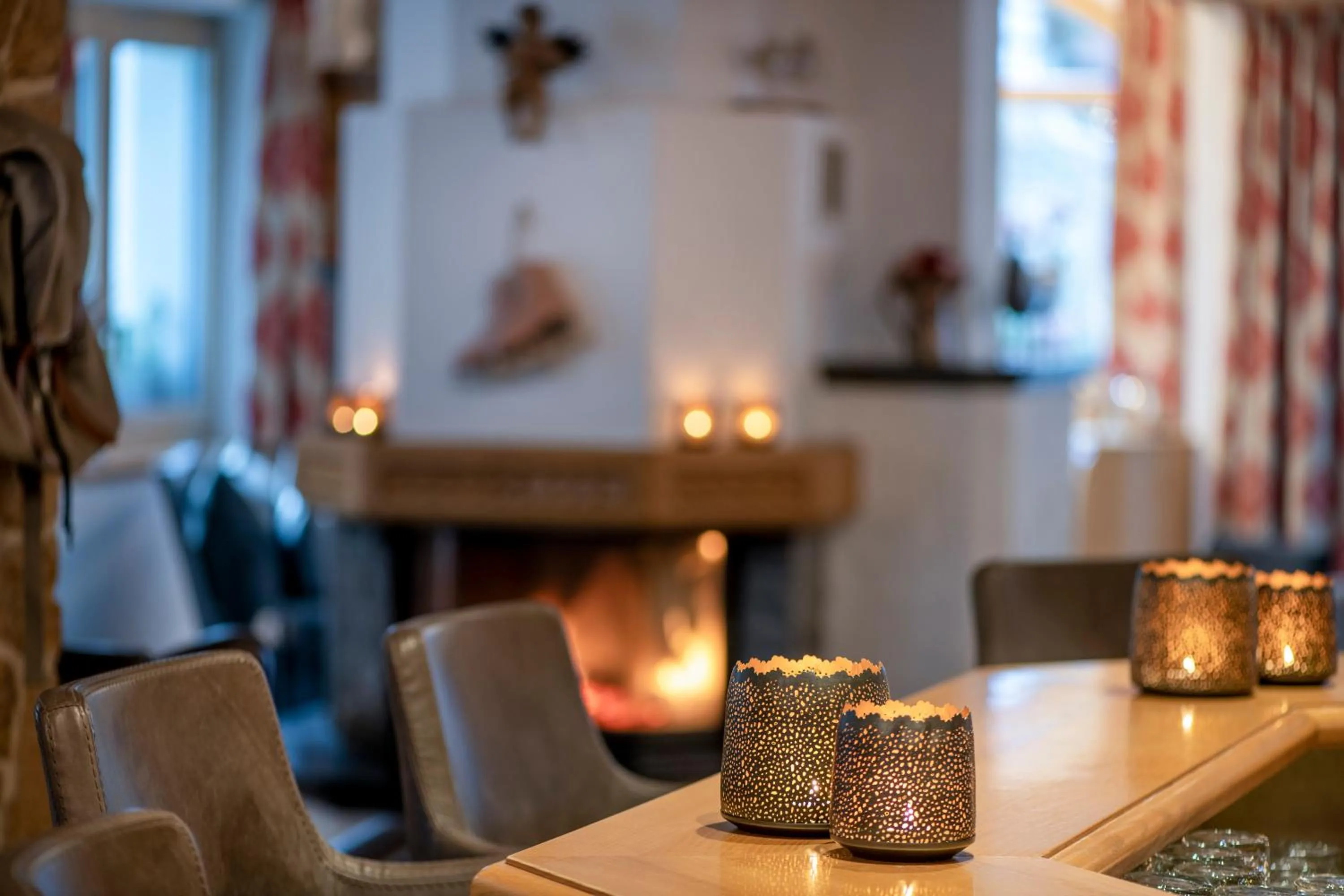 Lounge or bar in Chesa Valese by Sisters Zermatt