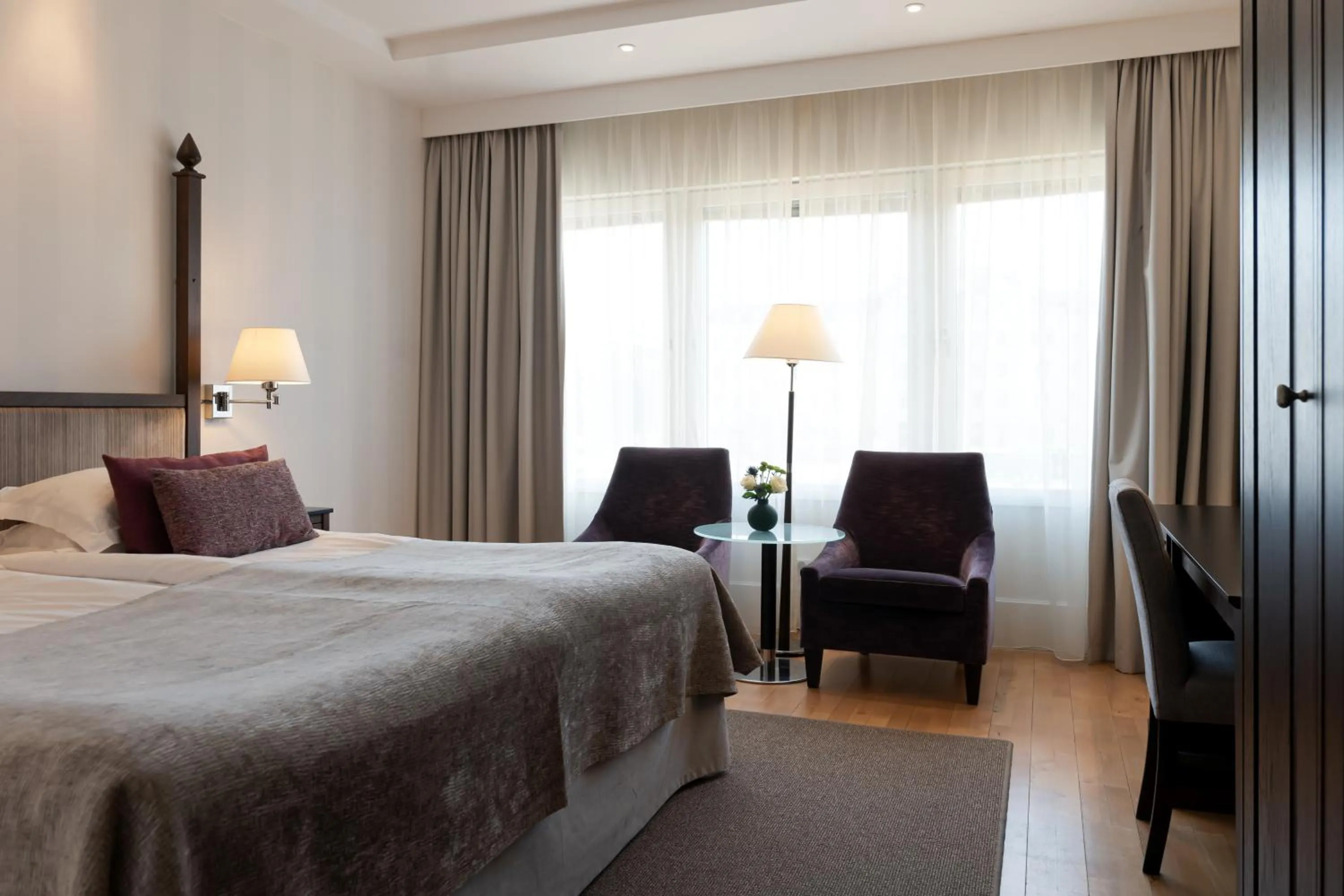 Photo of the whole room, Bed in Elite Hotel Marina Plaza