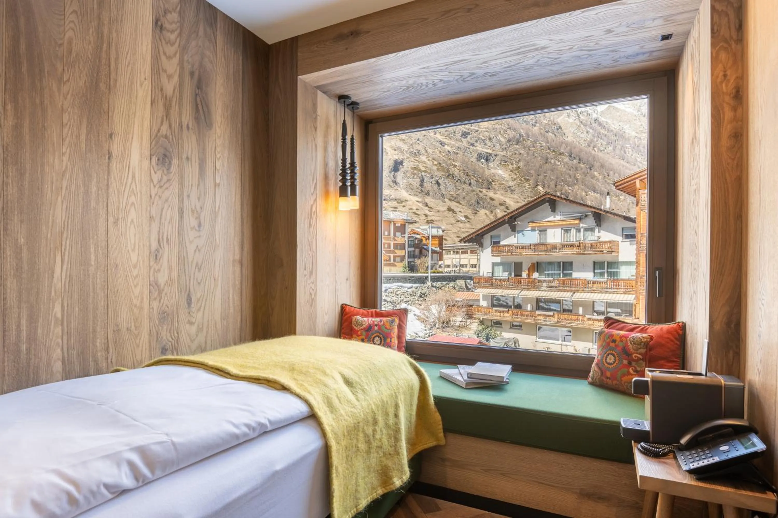 Bed in Hotel ZERMAMA Zermatt