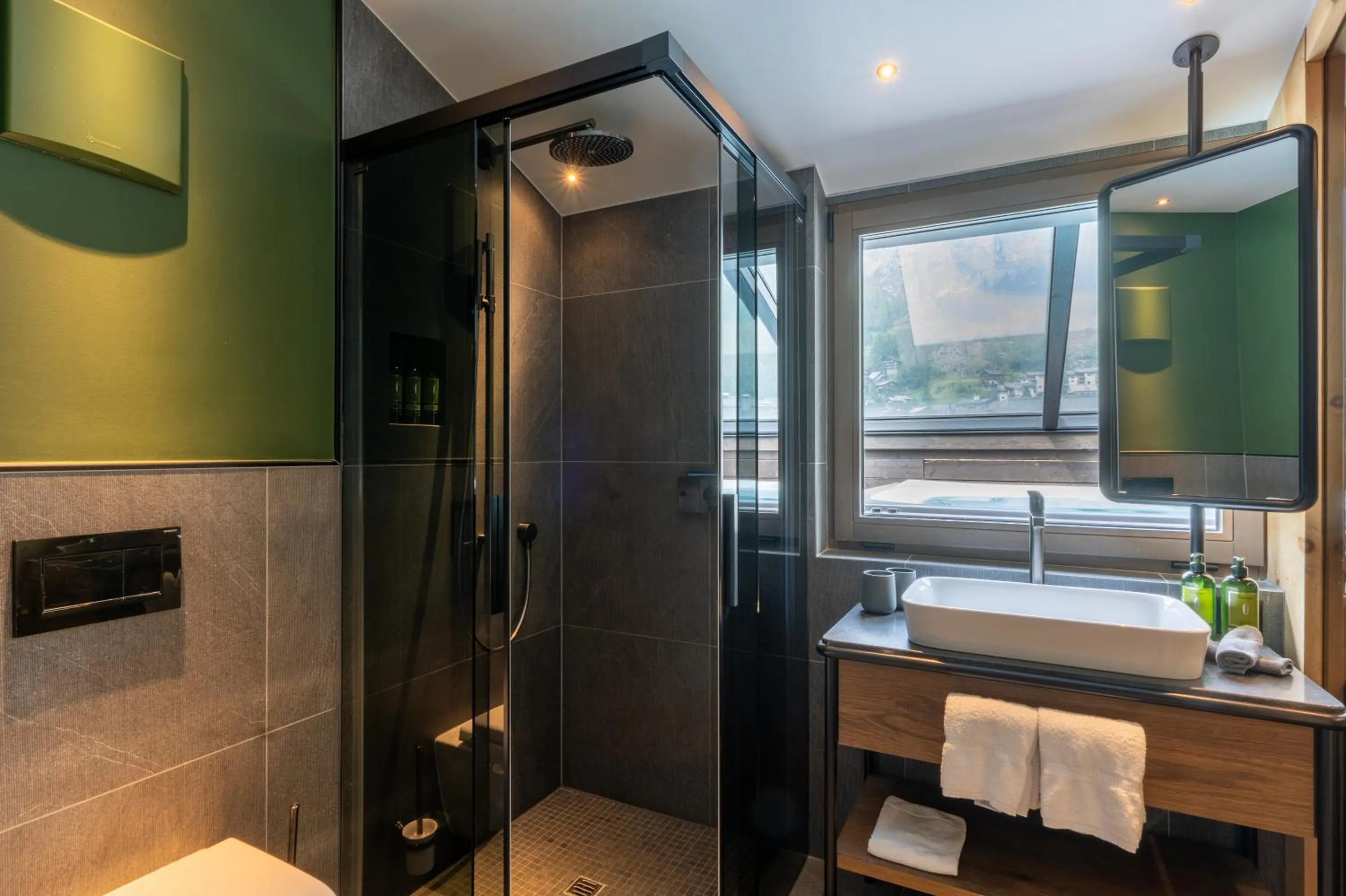 Bathroom in Hotel ZERMAMA Zermatt