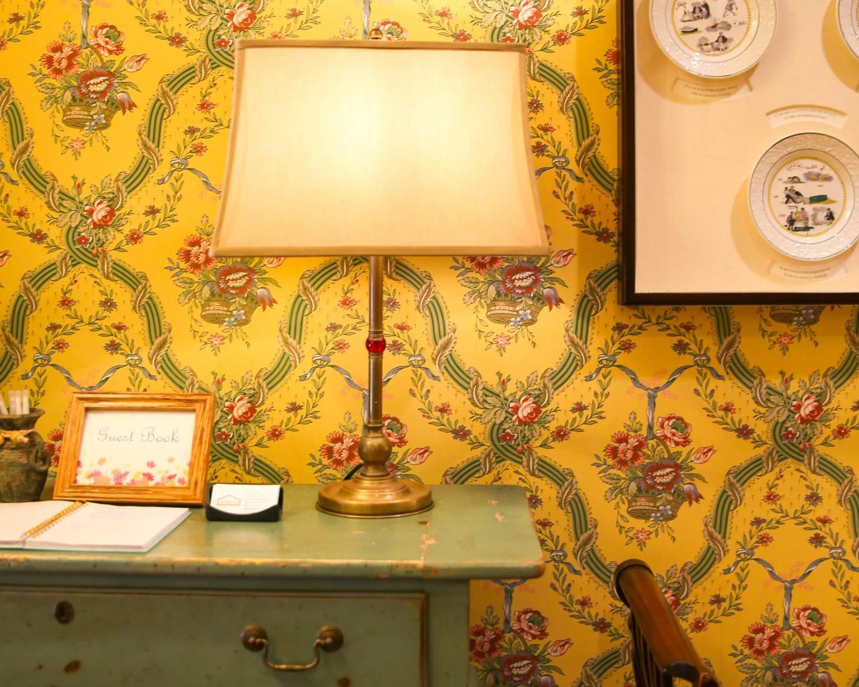 Decorative detail in Petite Auberge