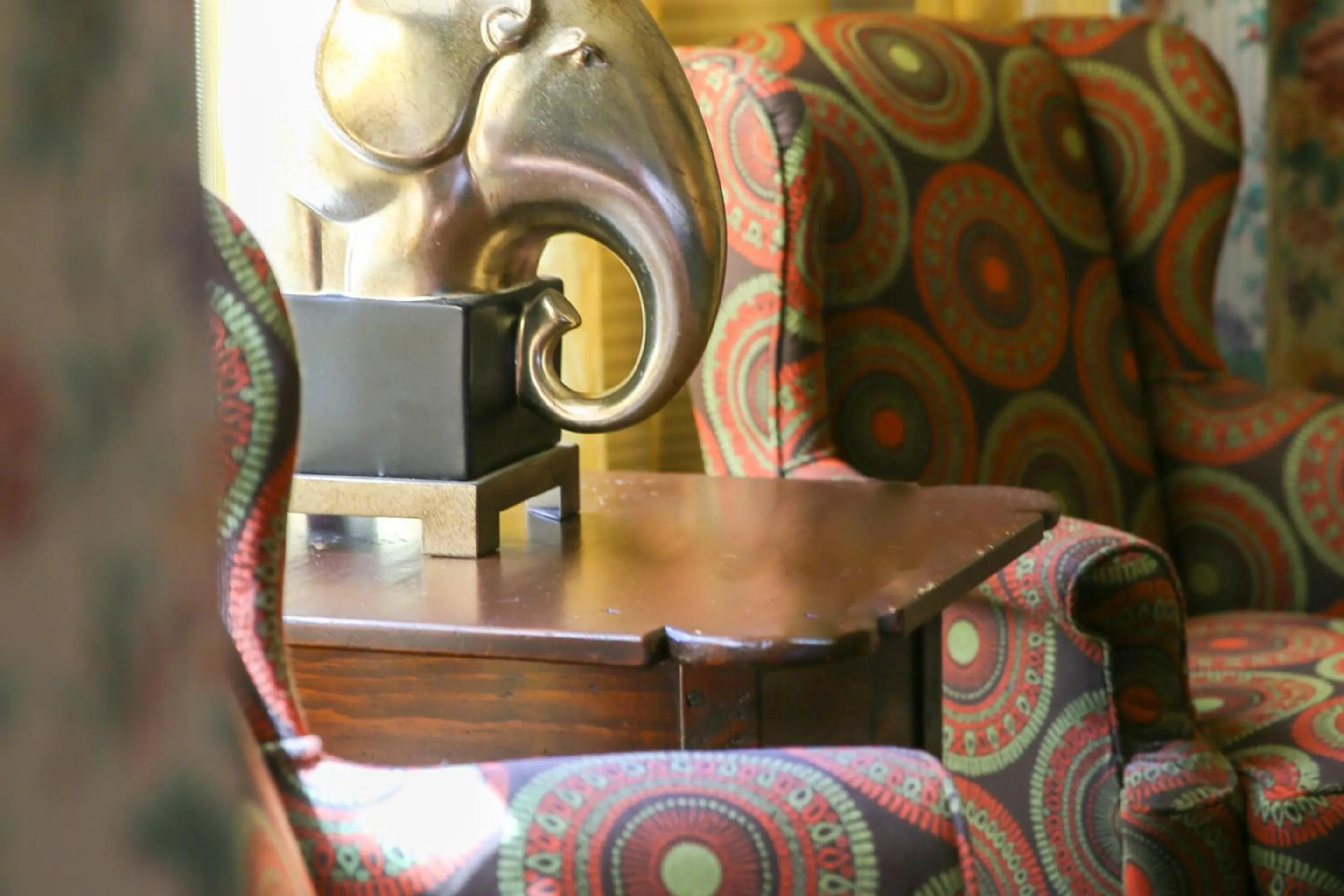 Decorative detail in Petite Auberge