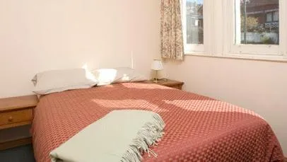 Bed in Narrara Backpackers Hobart