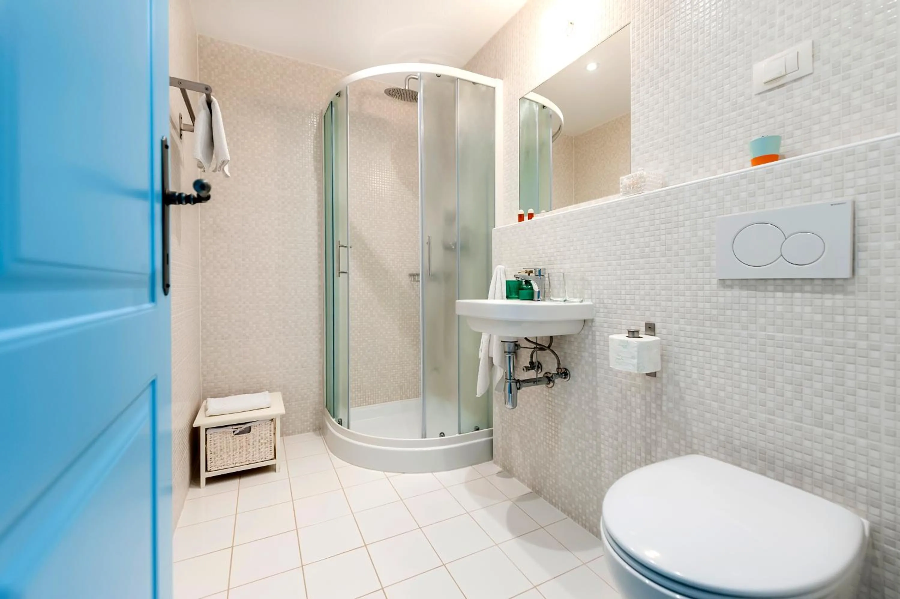 Bathroom in Apartments & Rooms La casa Barbaro